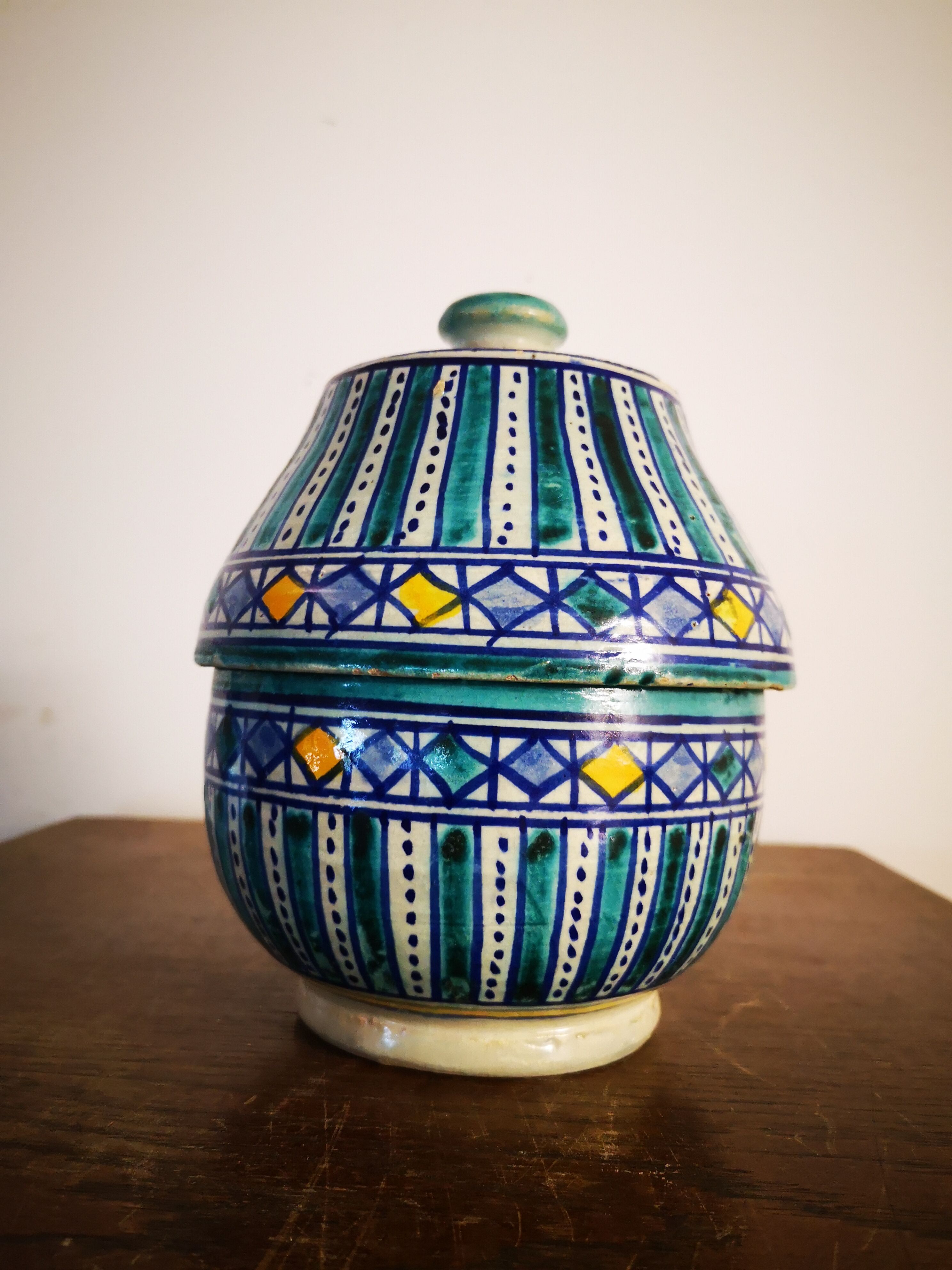 Candy pot ceramic hand painted