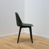 Suite of 6 Remax chairs