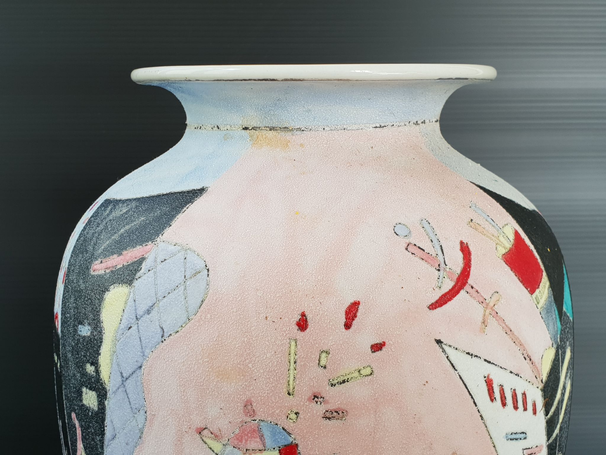 Vintage Italian vase 1980
