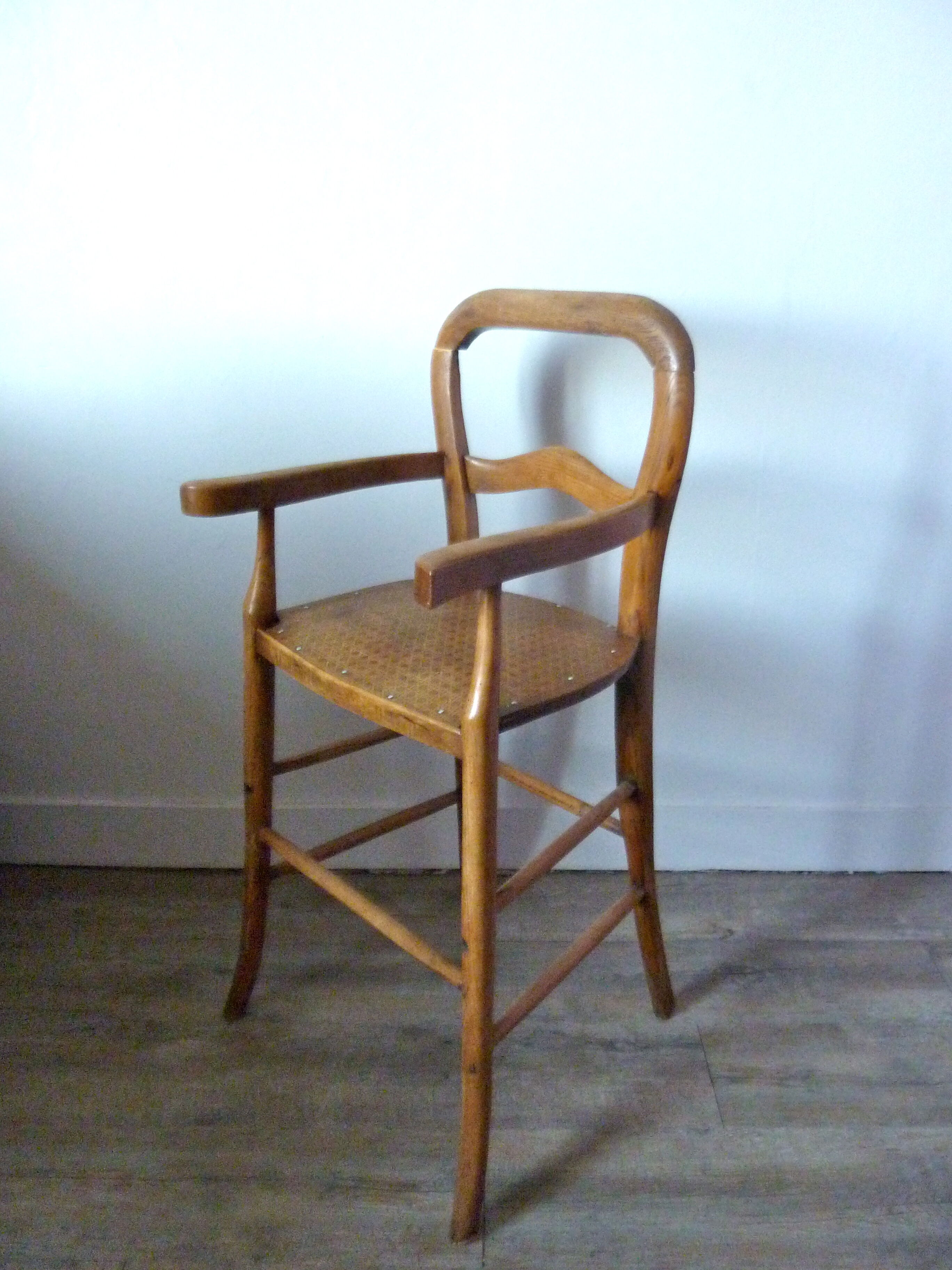 With seat caning imitation wood high chair