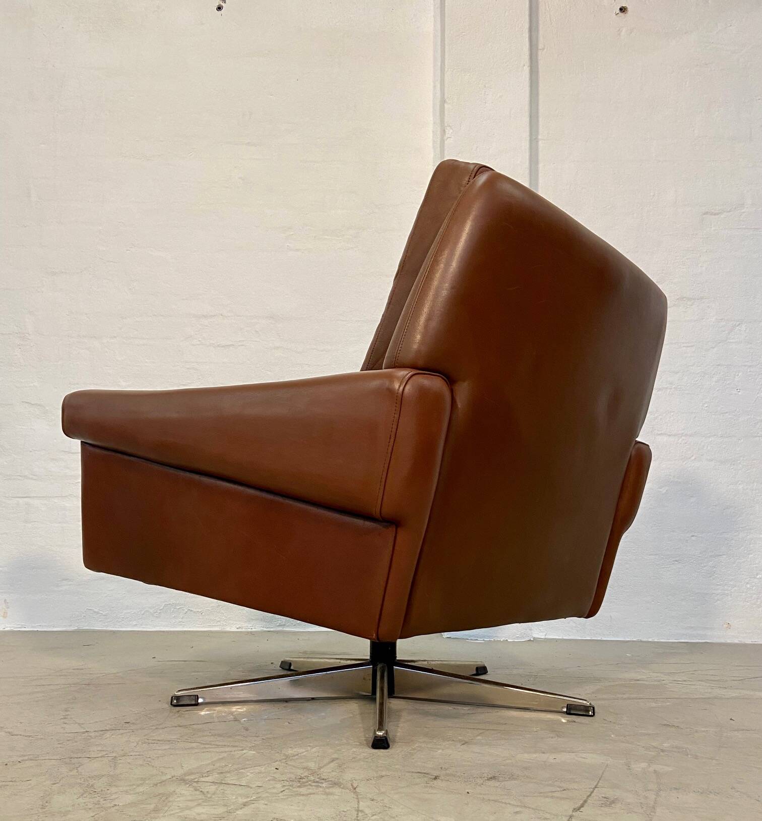 Vintage danish retro mid-century svend skipper brown leather chair & stool 60s