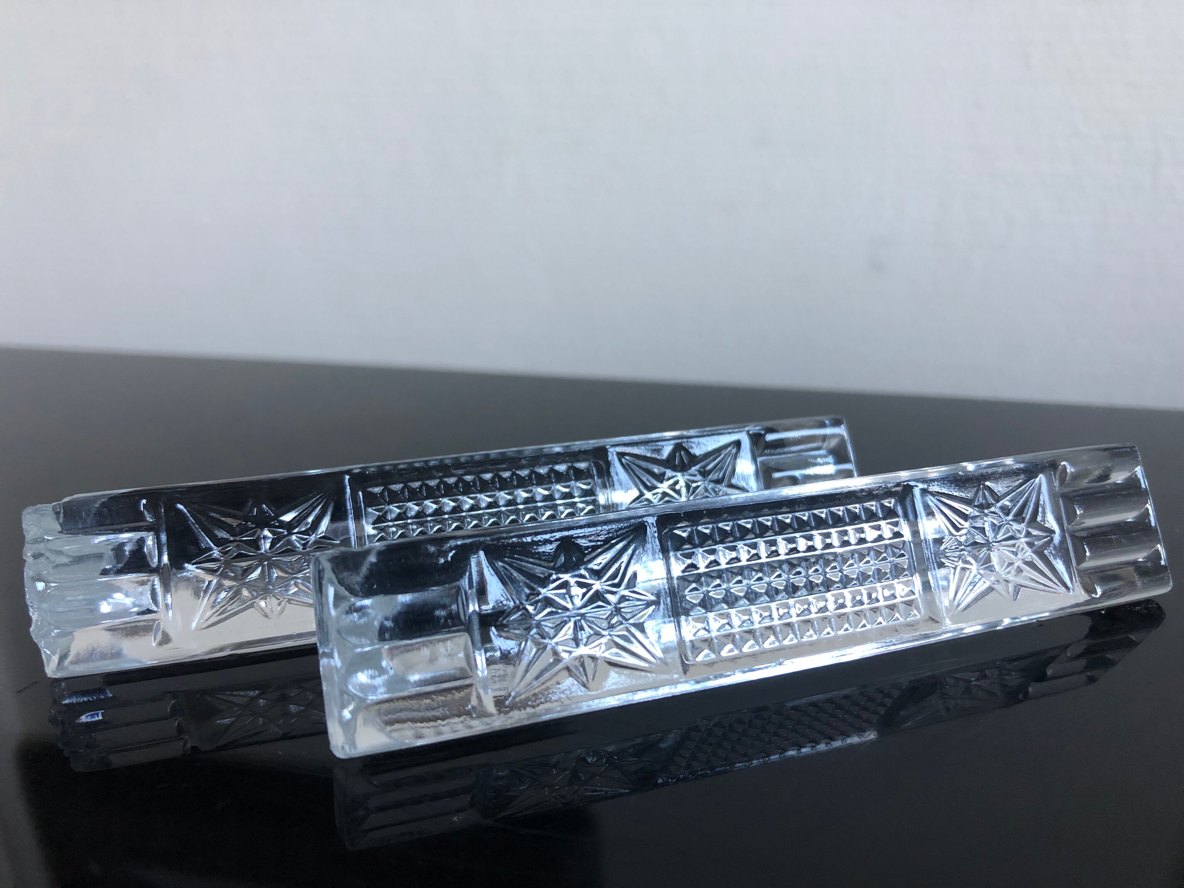 Set of 12 knife holders, diamond cut