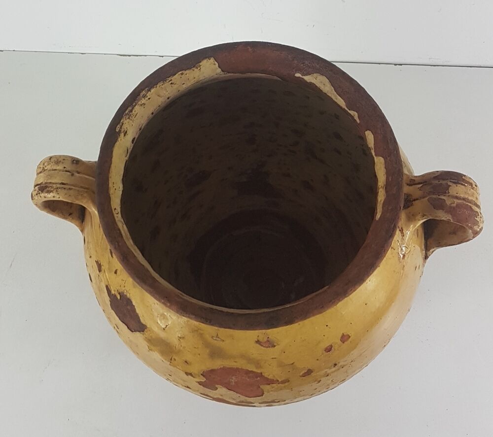Terracotta grease pot
