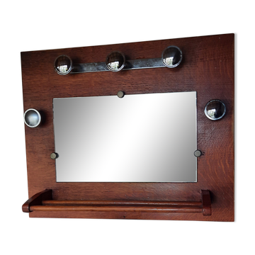 Wall coat rack