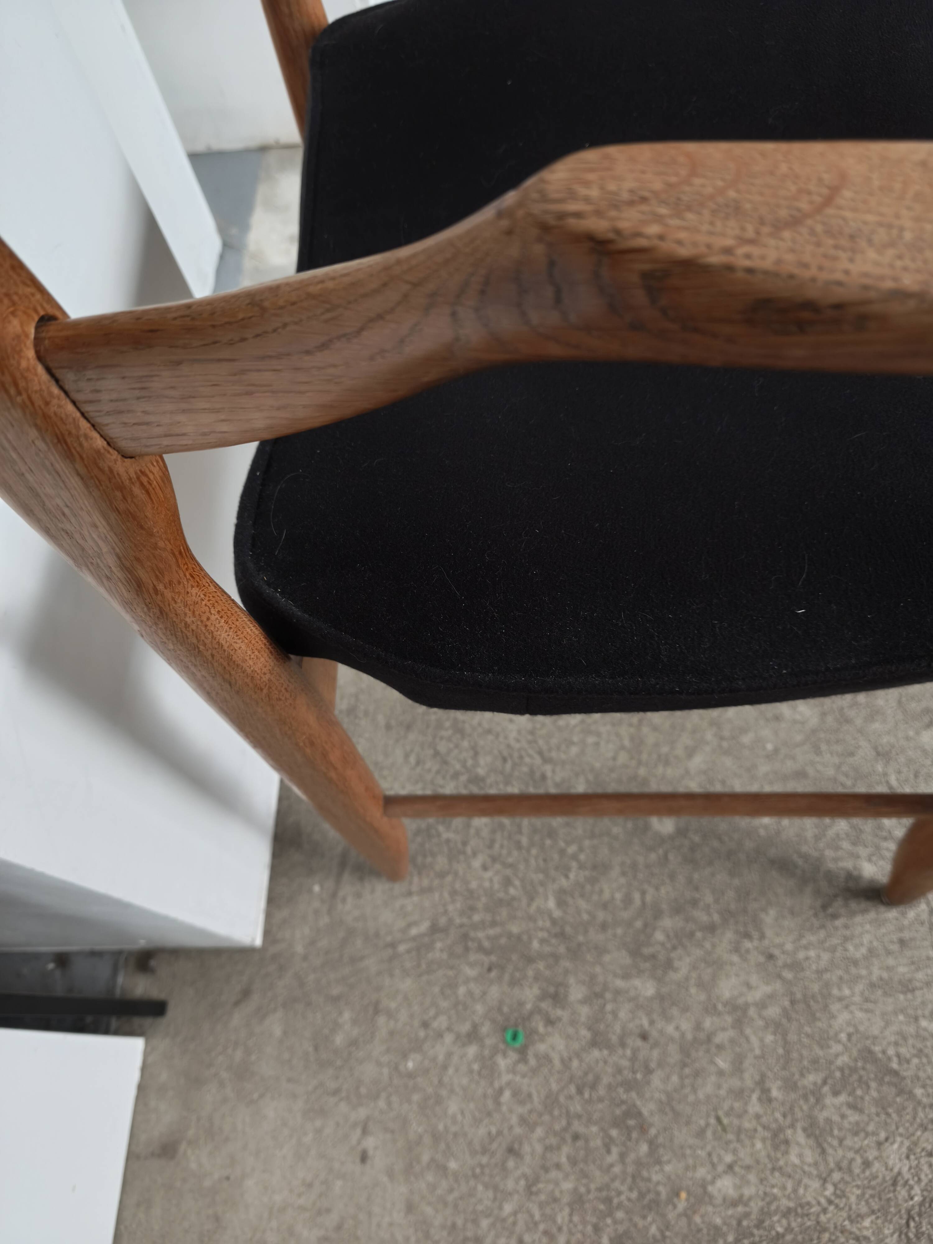 Oak armchair from 1950 by Guillerme and Chambron