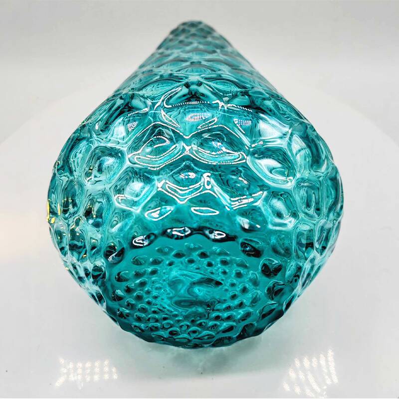 1960s Stunning Vase in Hand Blown Murano Glass. Made in Italy.