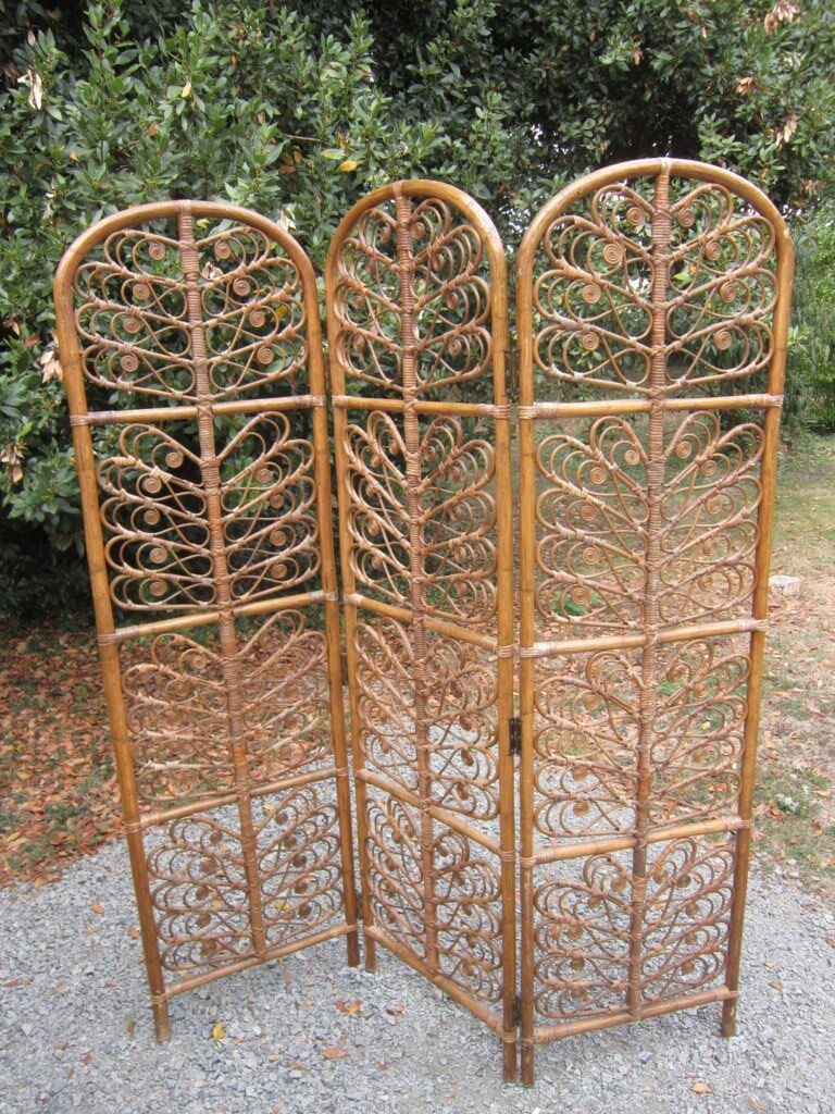 Rattan screen peacock 70s