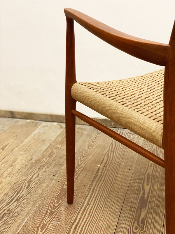 Fauteuil en teck du milieu du siècle par Niels O. Møller pour J.L. Moller modèle 56 Danemark années 1950
