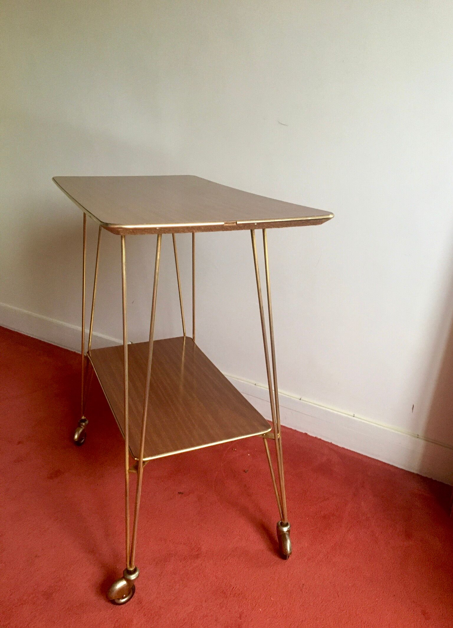 Golden and brown desserte