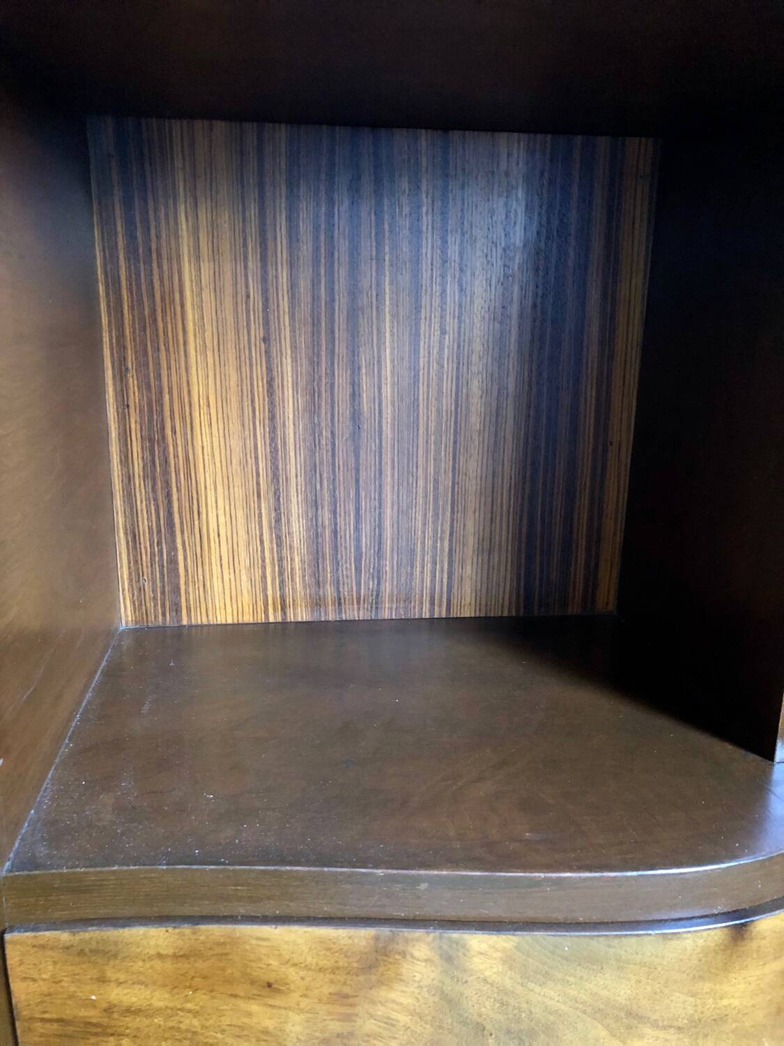 Art deco bar furniture