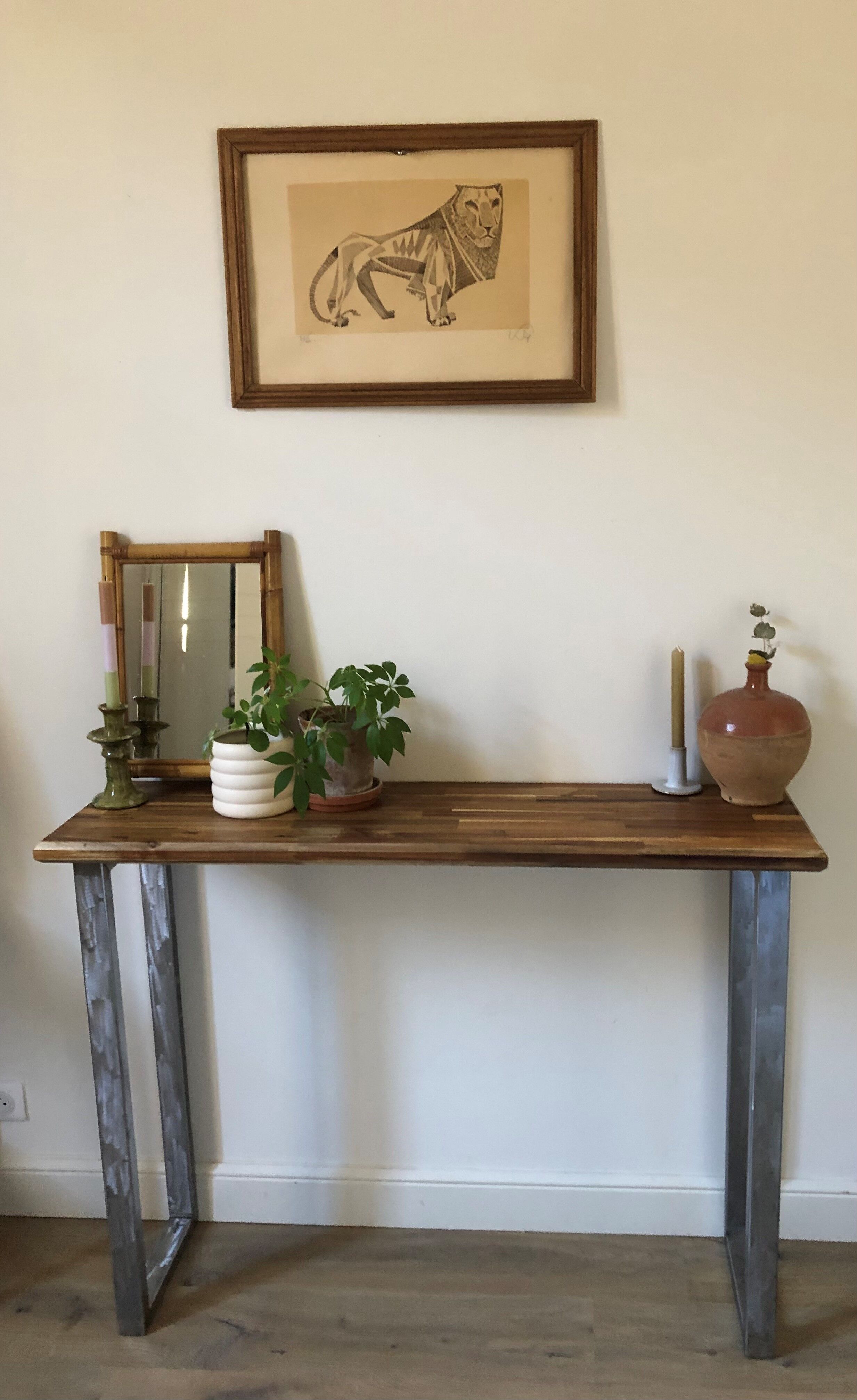 Console in solid acacia and steel legs