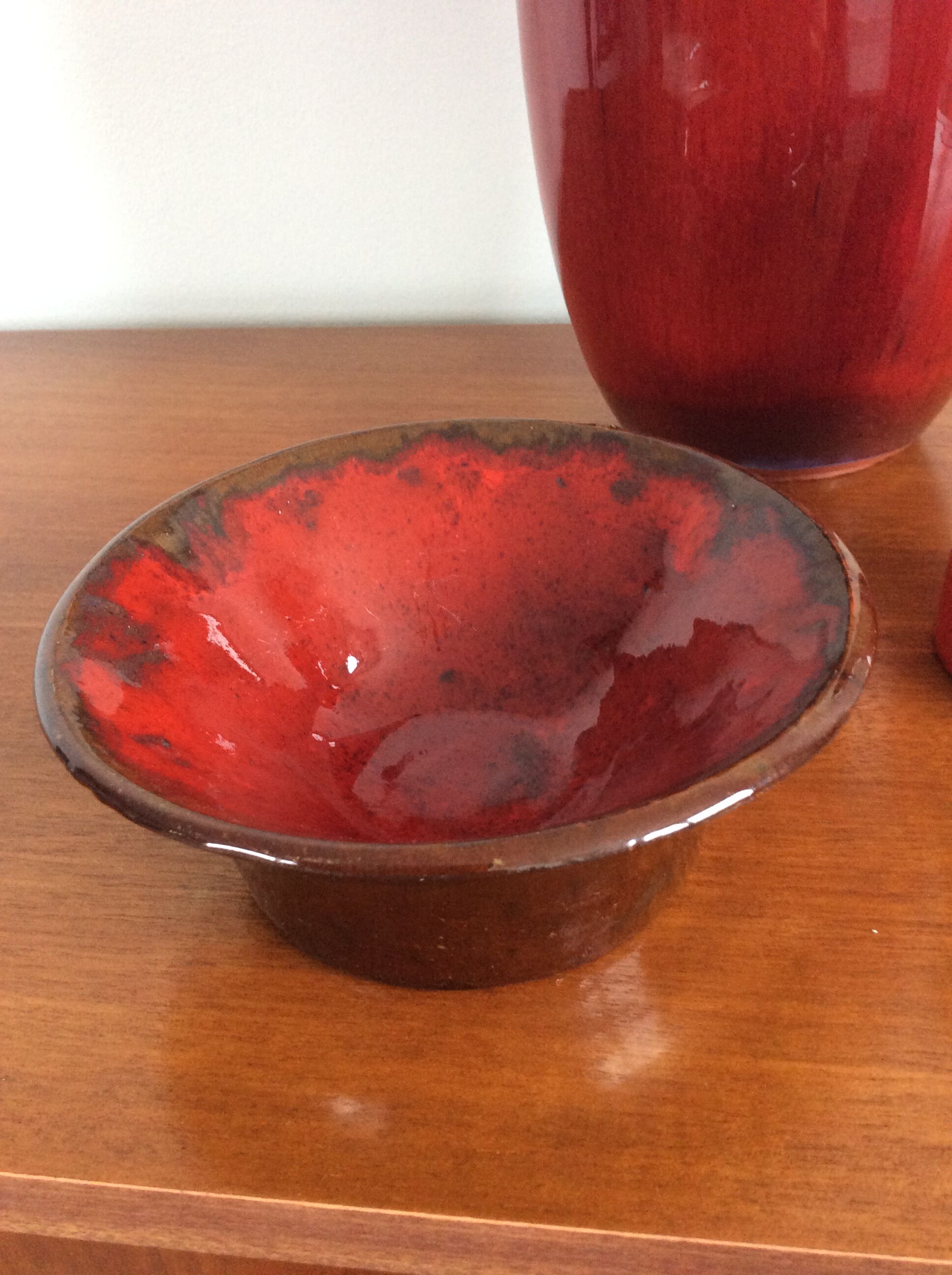Série de 3 vases céramique rouge vintage des années 60-70