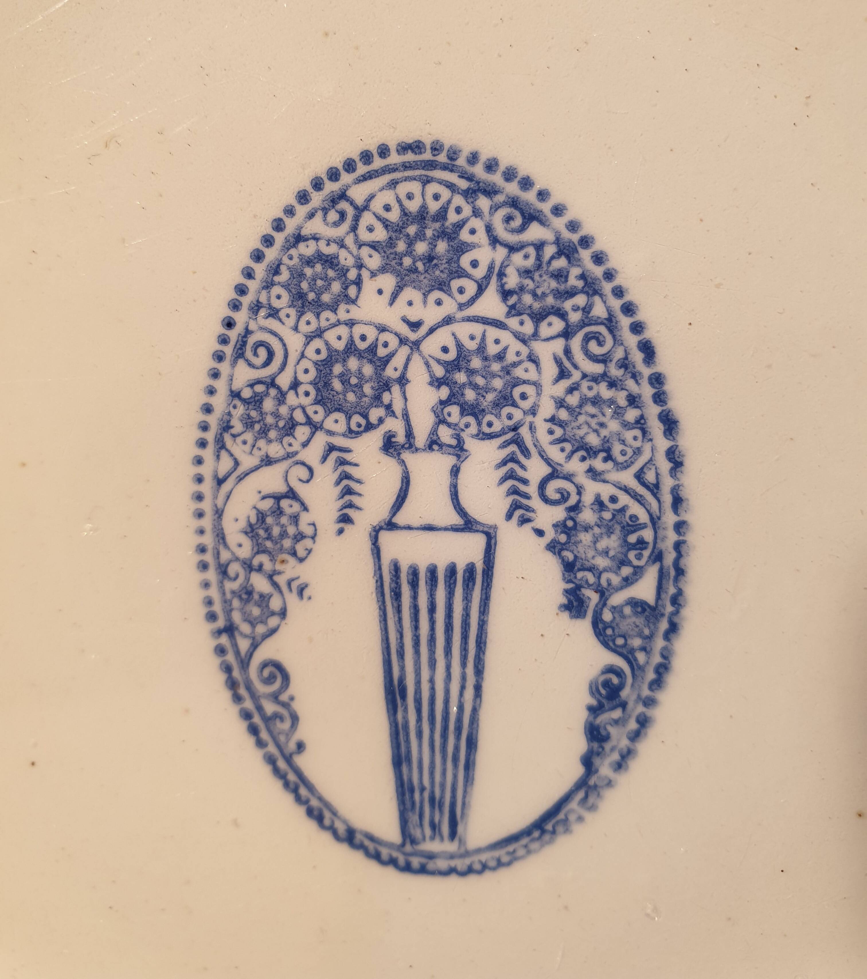 Art Nouveau dessert plate duo