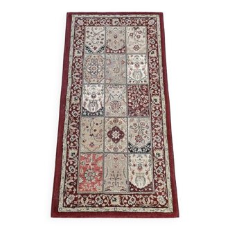 Tapis oriental classique, beige et rouge