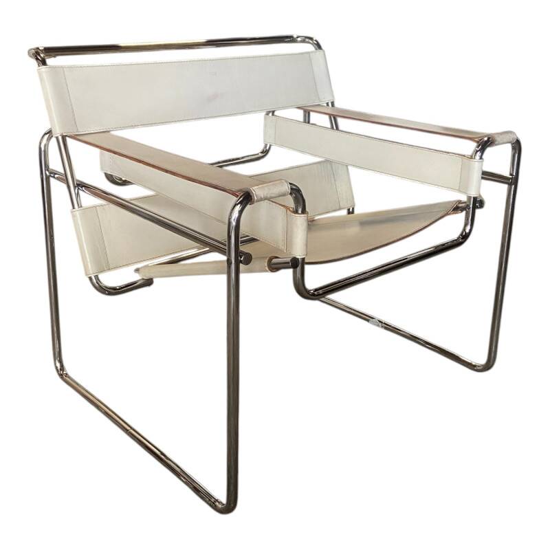 Wassily chair in white leather with chrome base
