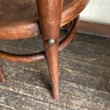 Set de 4 chaises bistrot Fischel en bois courbé chapeau de gendarme 1920