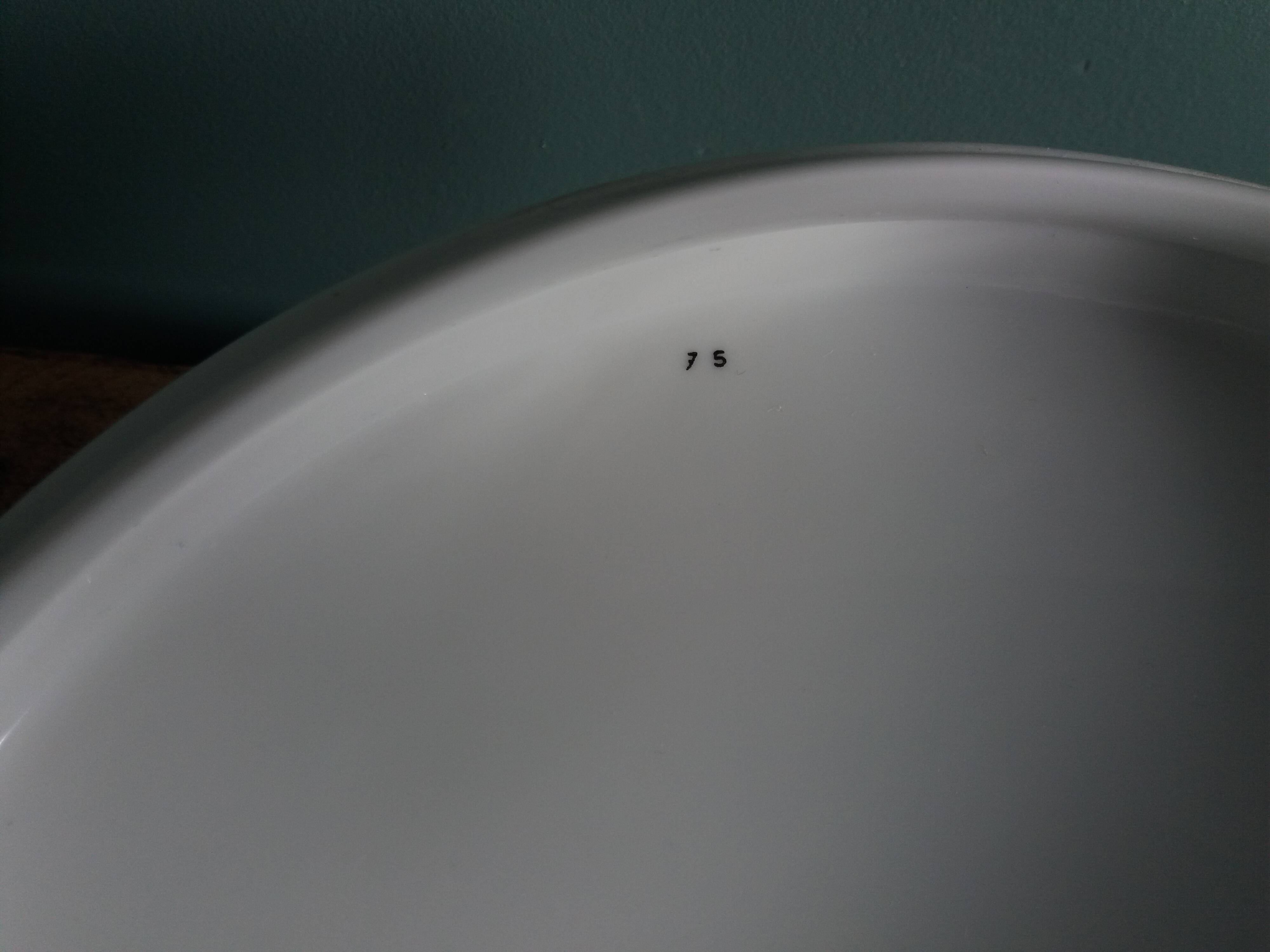 Ariès tureen by Raymond Loewy, Limoges Bernardaud porcelain, Themis pattern
