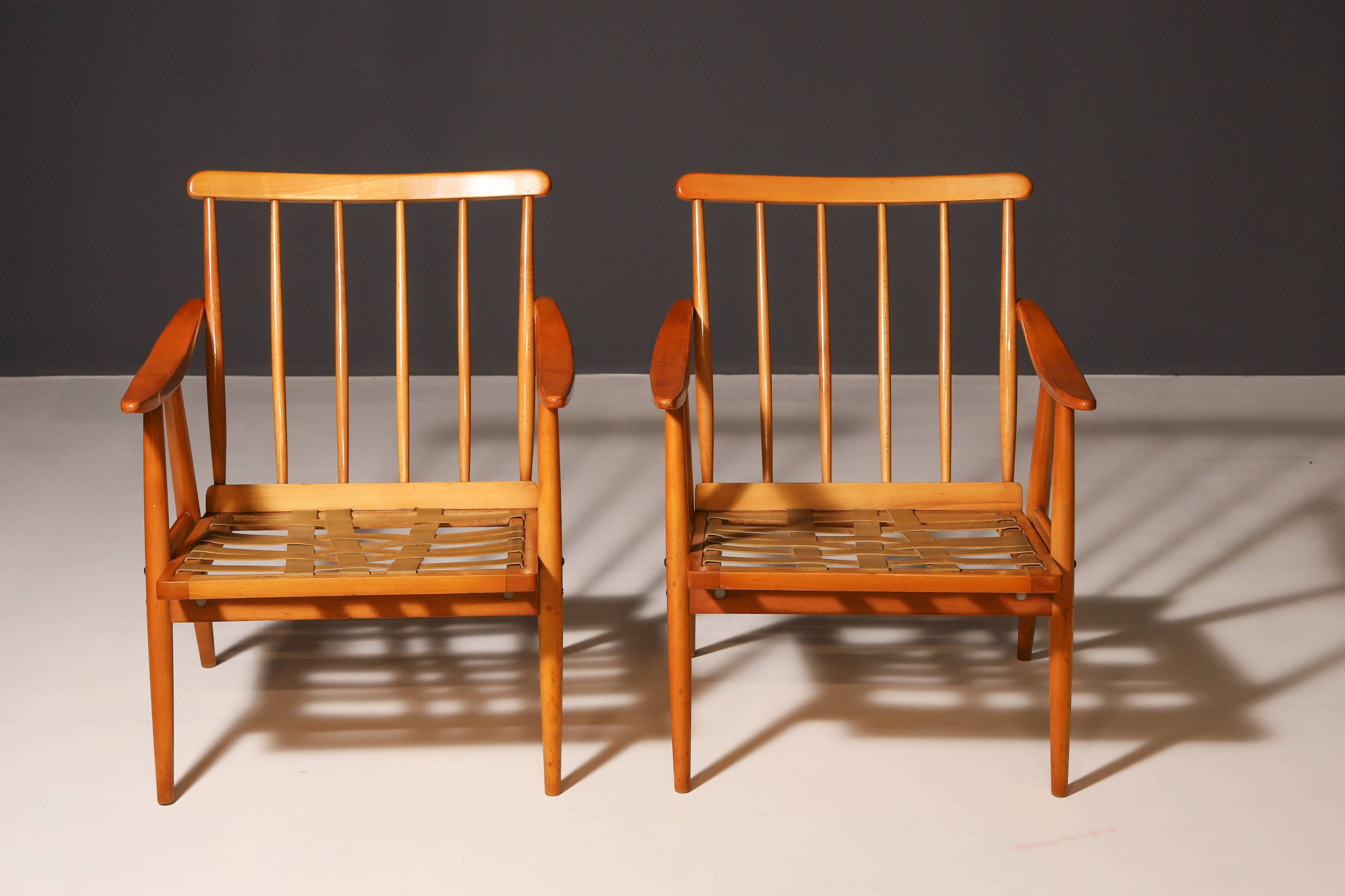 Pair of mid-century armchairs by Jaroslav Šmídek for TON, 1970s