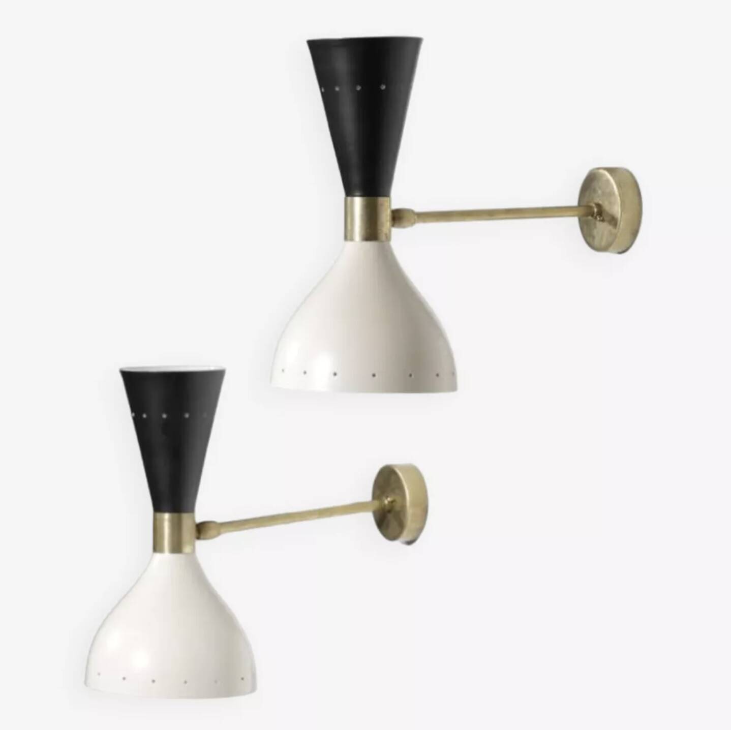 Pair of Italian design wall lights from the 1950s.