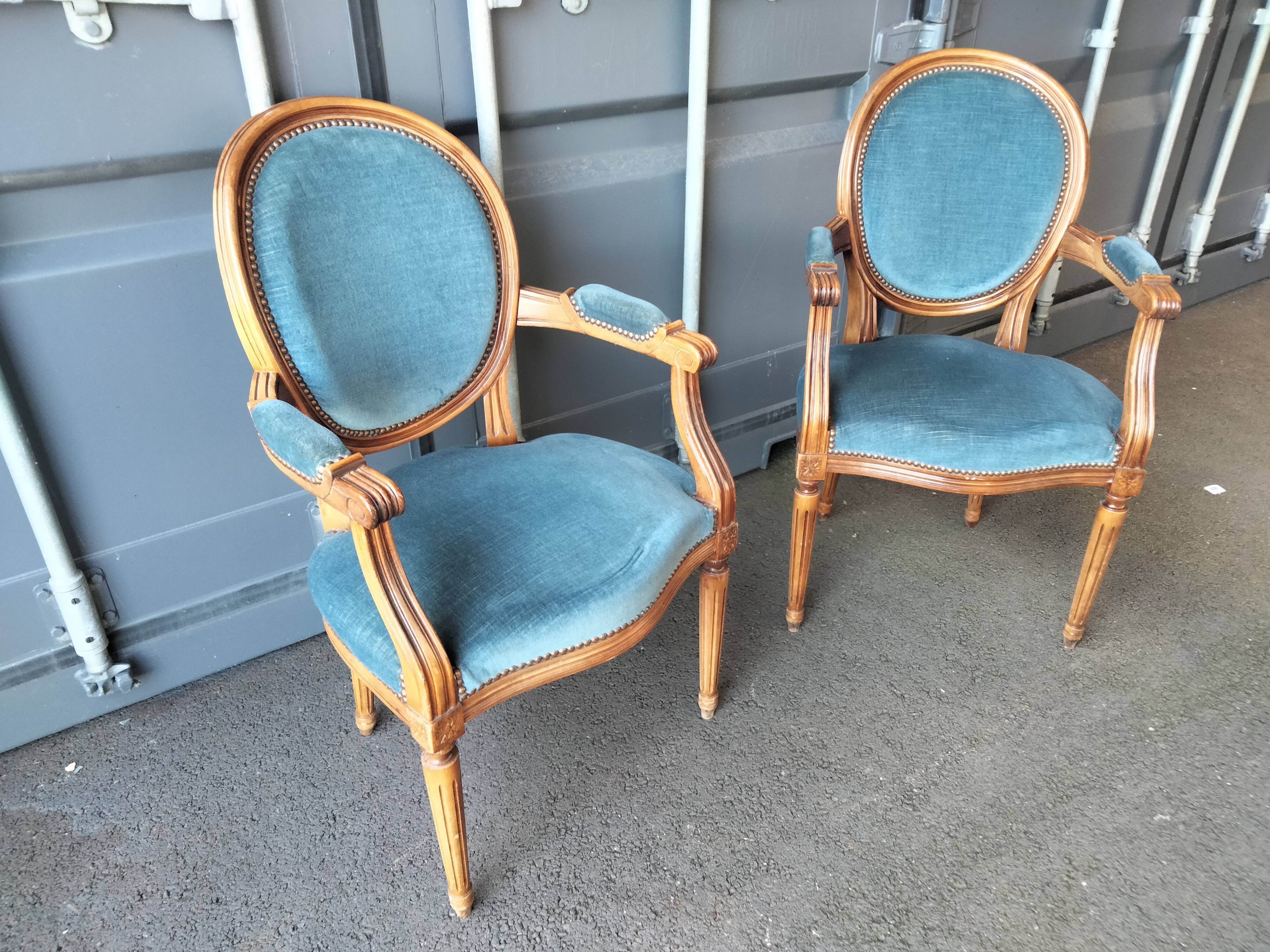 Pair of armchairs old medallion style louis xvi