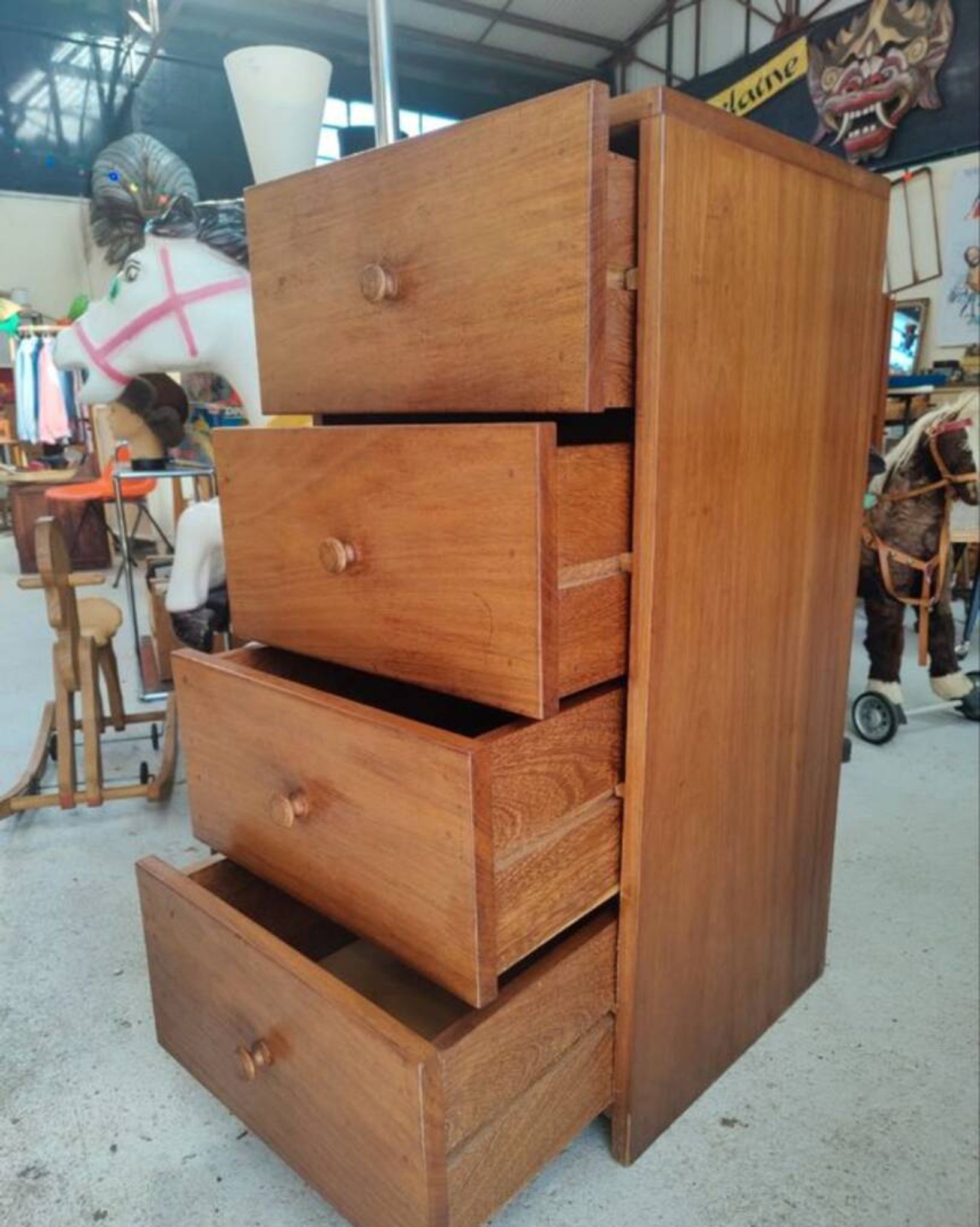 Commode en bois