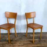Pair of wooden chairs bistrot