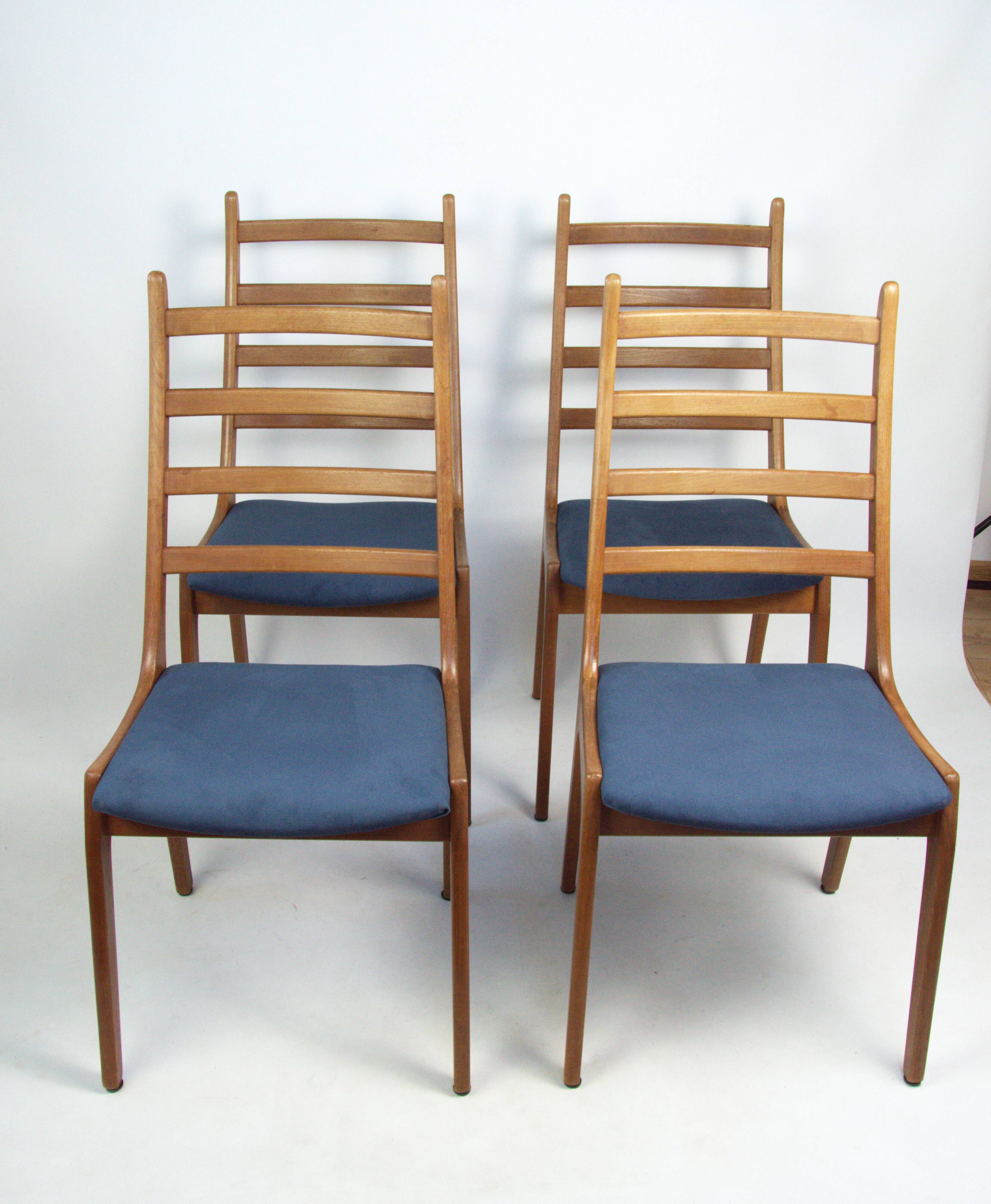 Ensemble de quatre chaises, K.S. Mobelfabrik, Danemark, années 1960