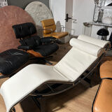 Chaise longue LC4 édition Cassina état proche du neuf