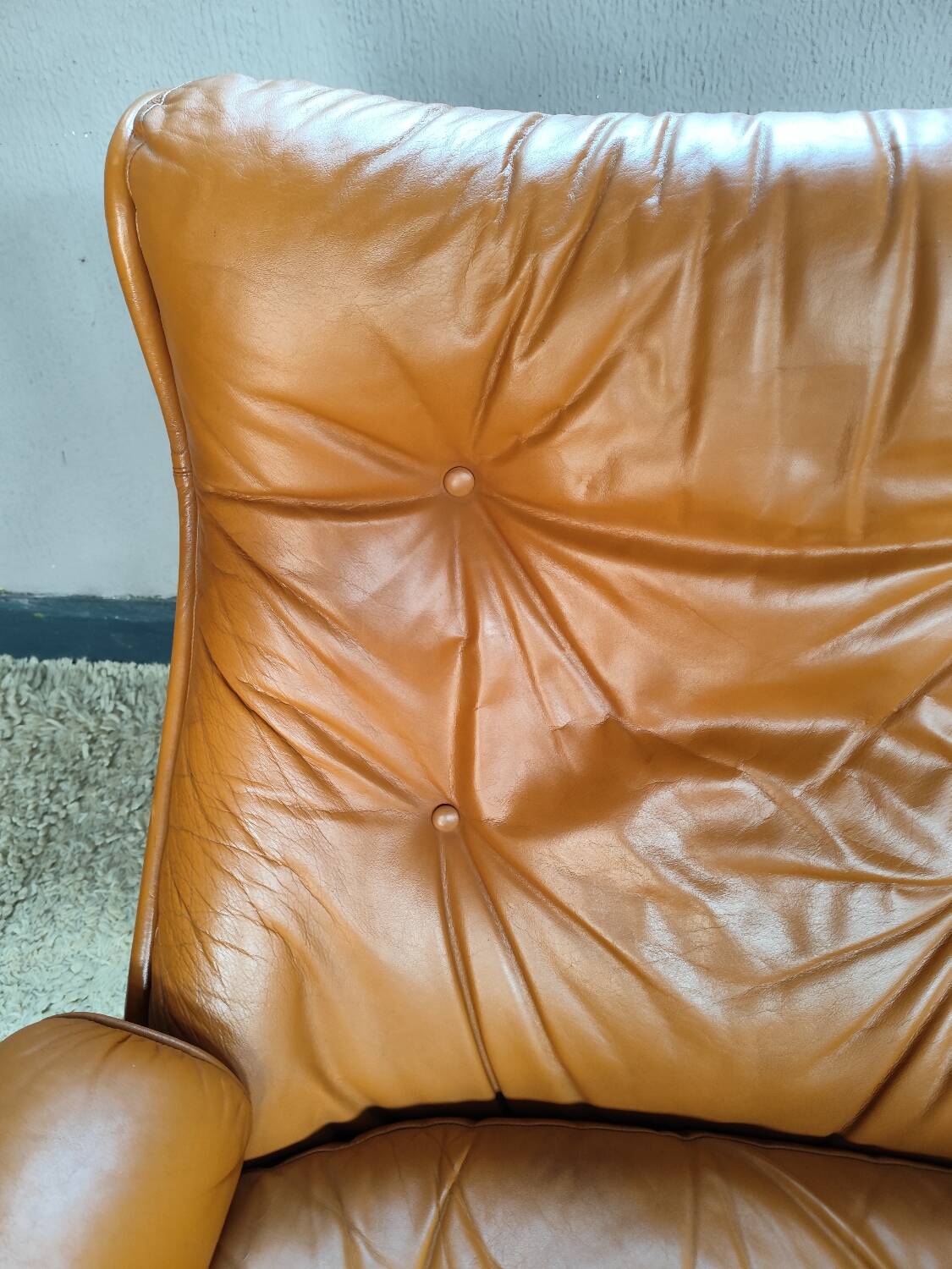 Michel Cadestin leather armchair for Airbone