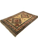 Tapis d'Iran artisanal 180x123cm