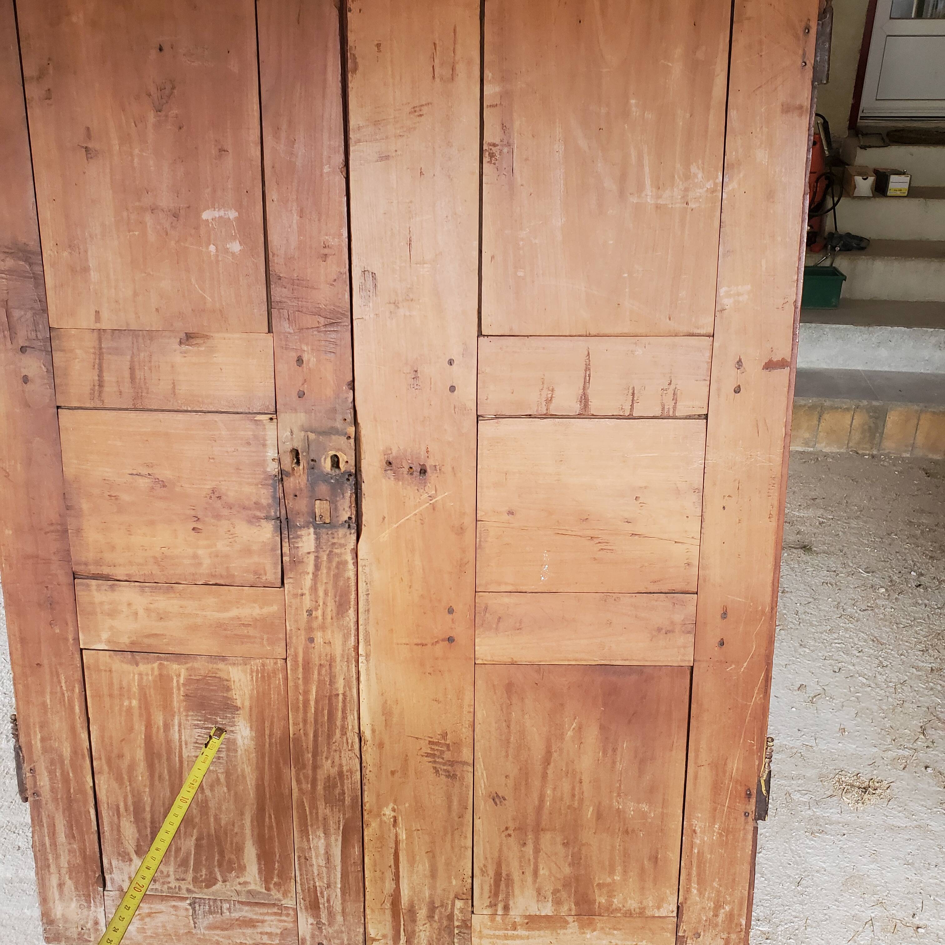 2 doors walnut cabinet façade