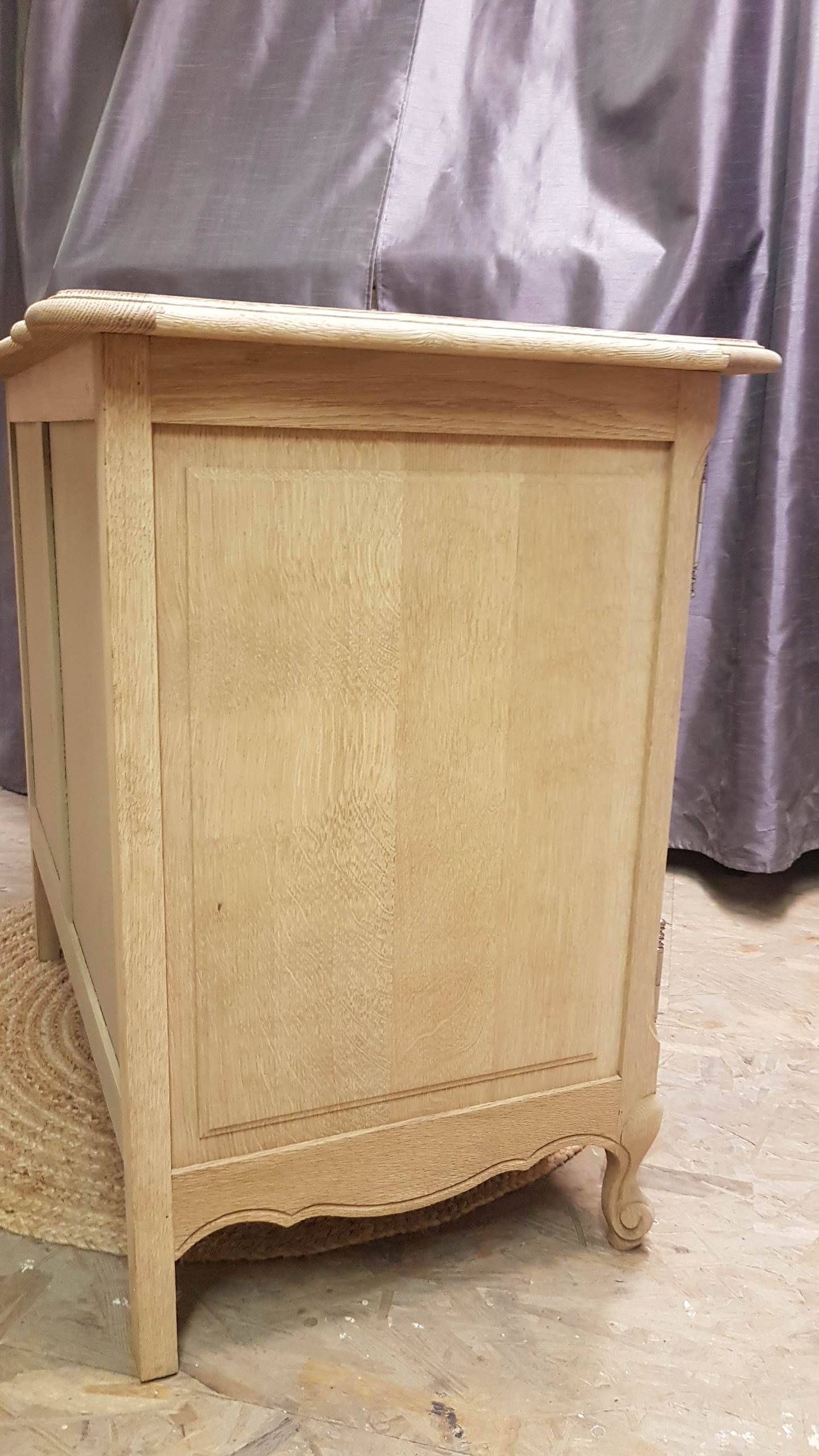 Old 2-door chest of drawers in air-coated oak, to be painted or varnished.