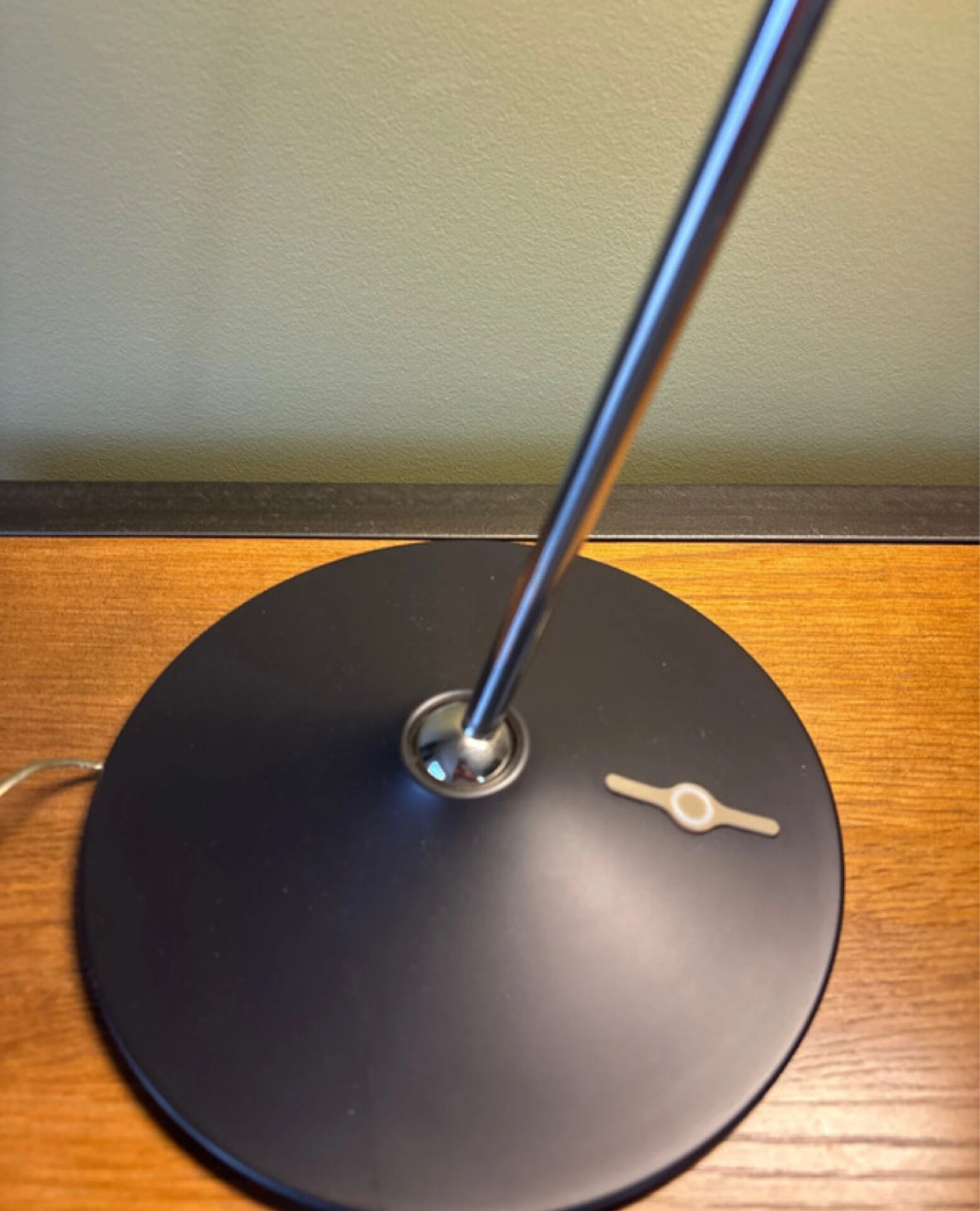 Humanscale lamp