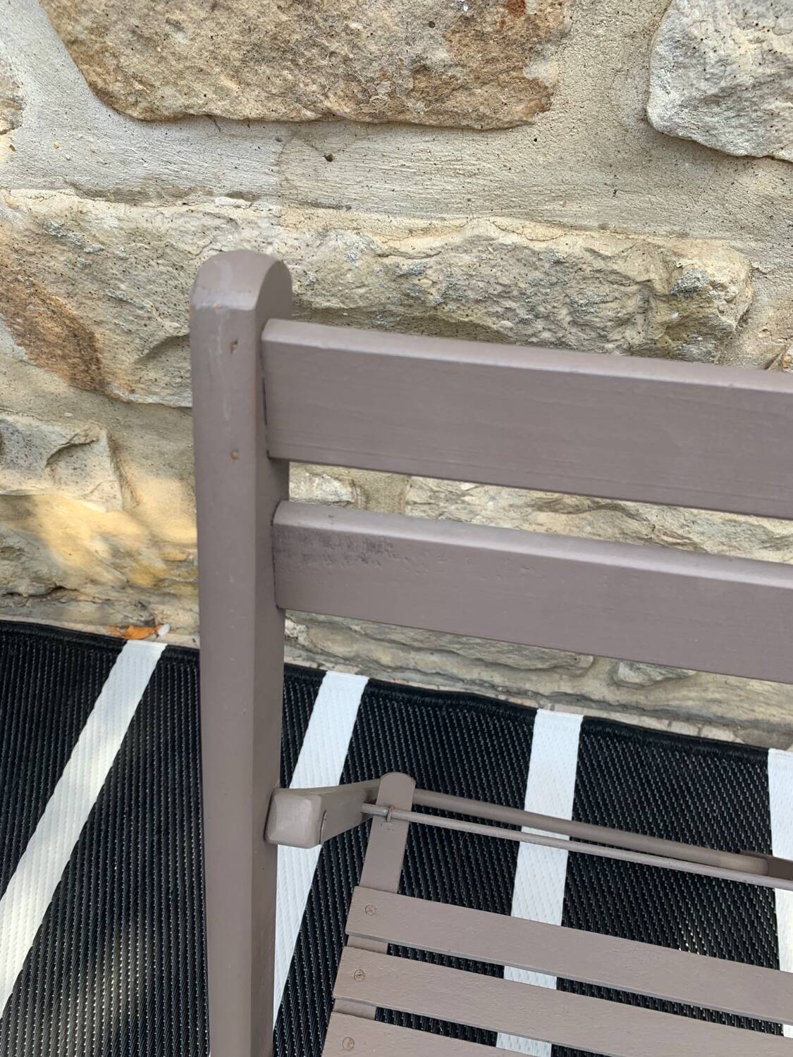 Children's folding chair