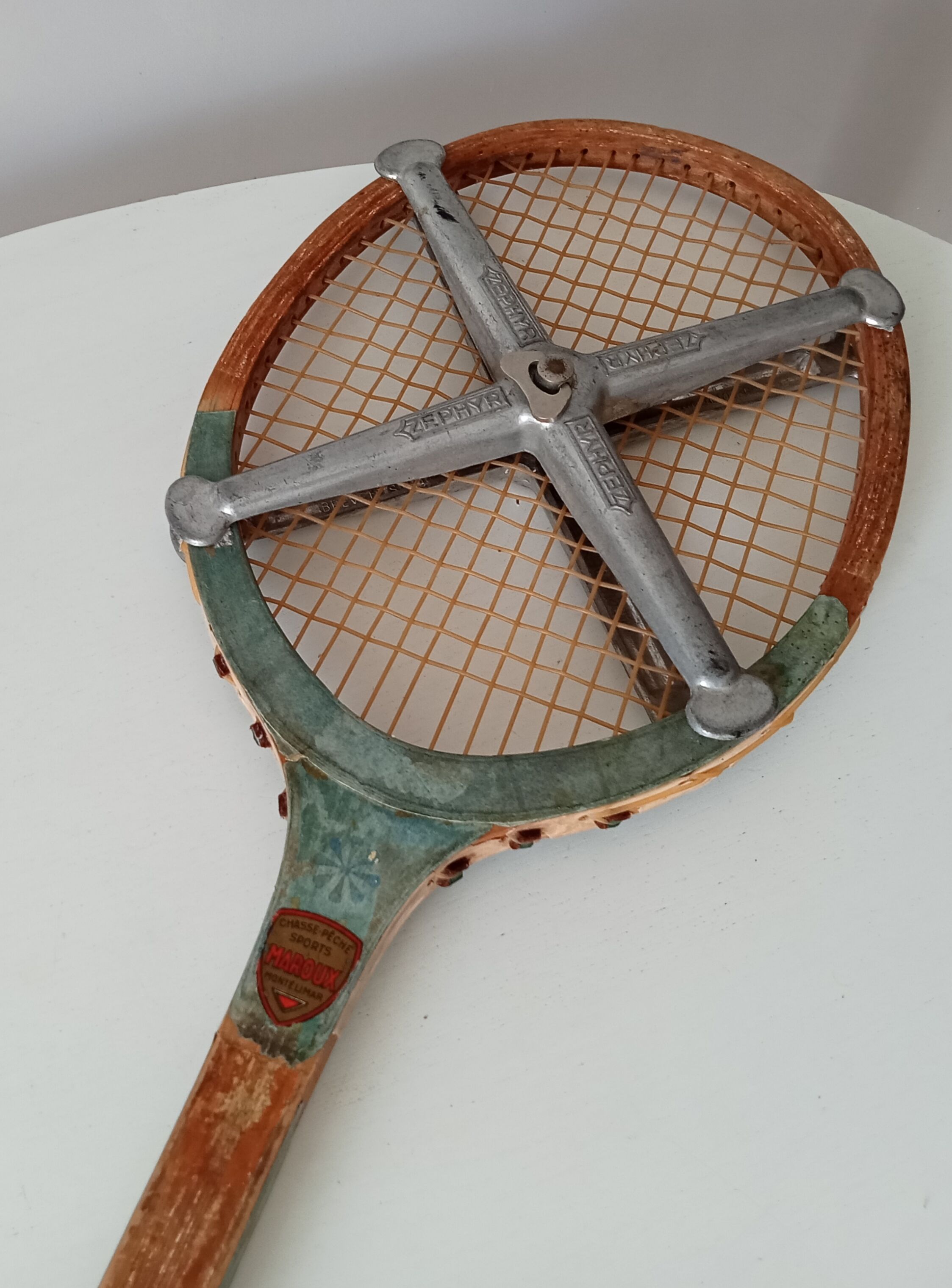 Vintage Maroux 60s tennis racket