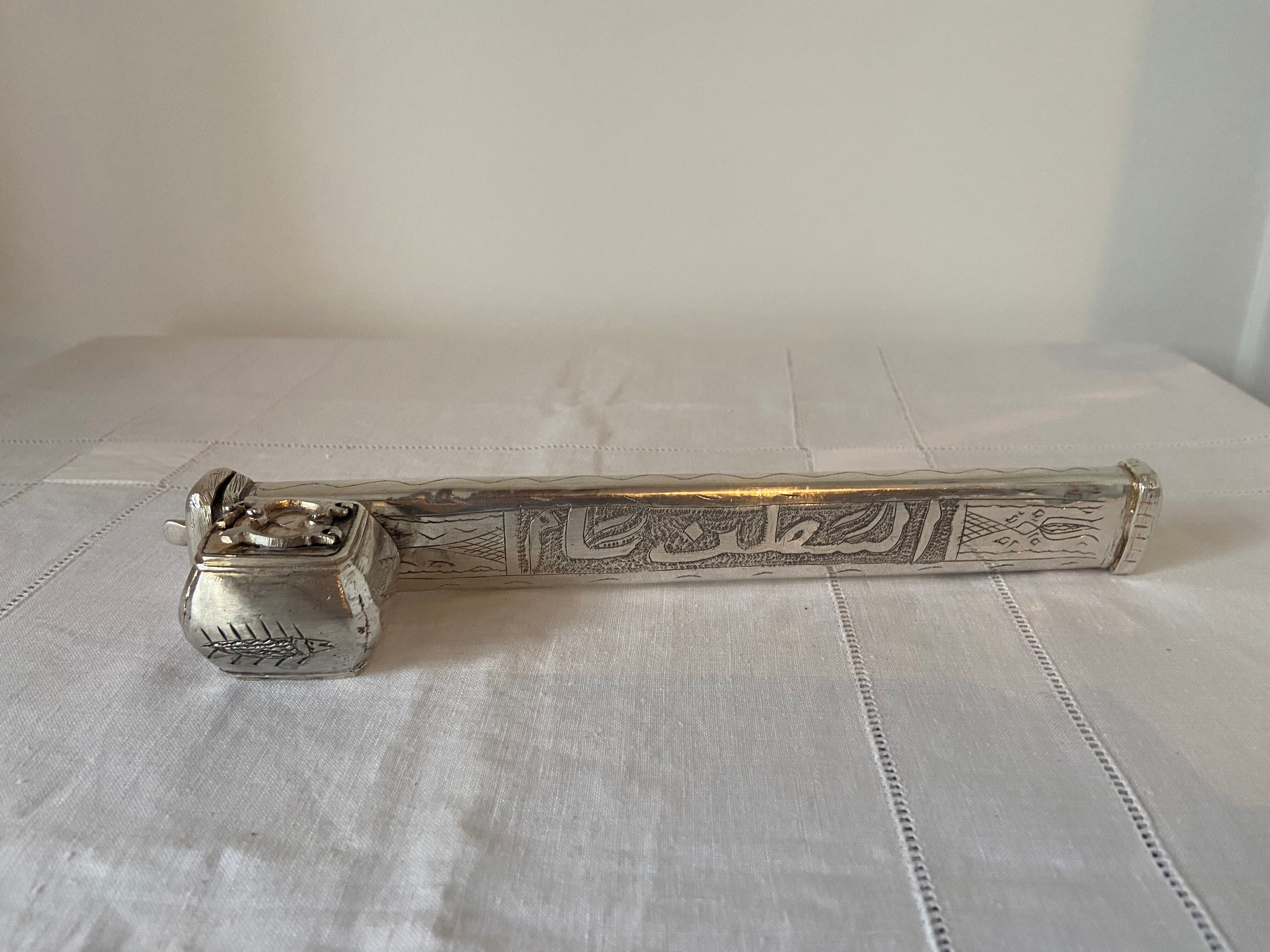 Qalamdam pen and inkwell