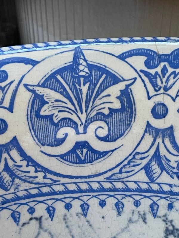 Ancien Plat creux terre de fer J.Vieillard