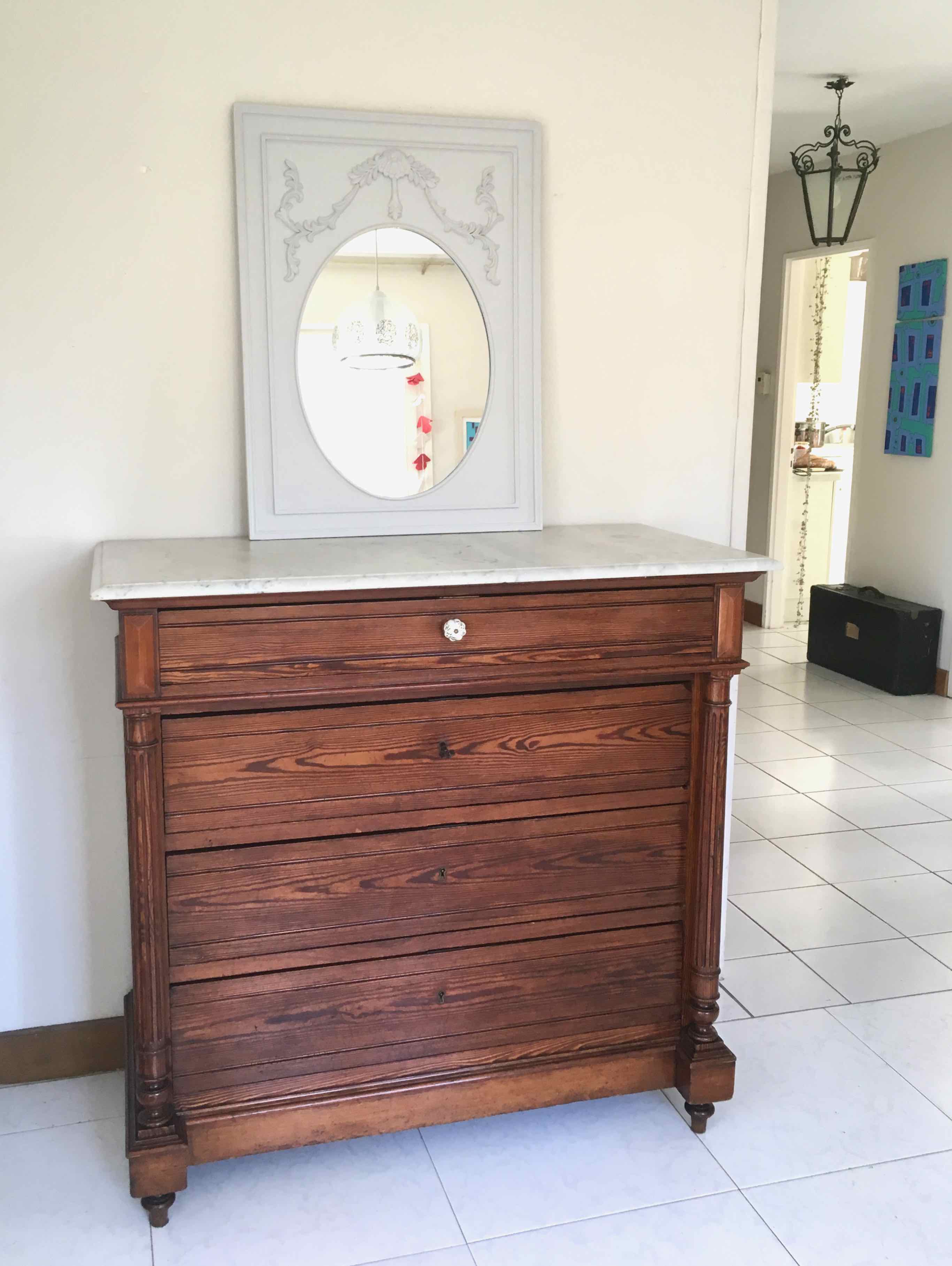 Oval mirror wood frame