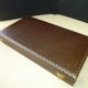 Coffret de 12 couteaux de table Art Déco manches en corne bovine
