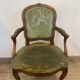 Fauteuils cabriolet Louis XV estampillé F. Raisin
