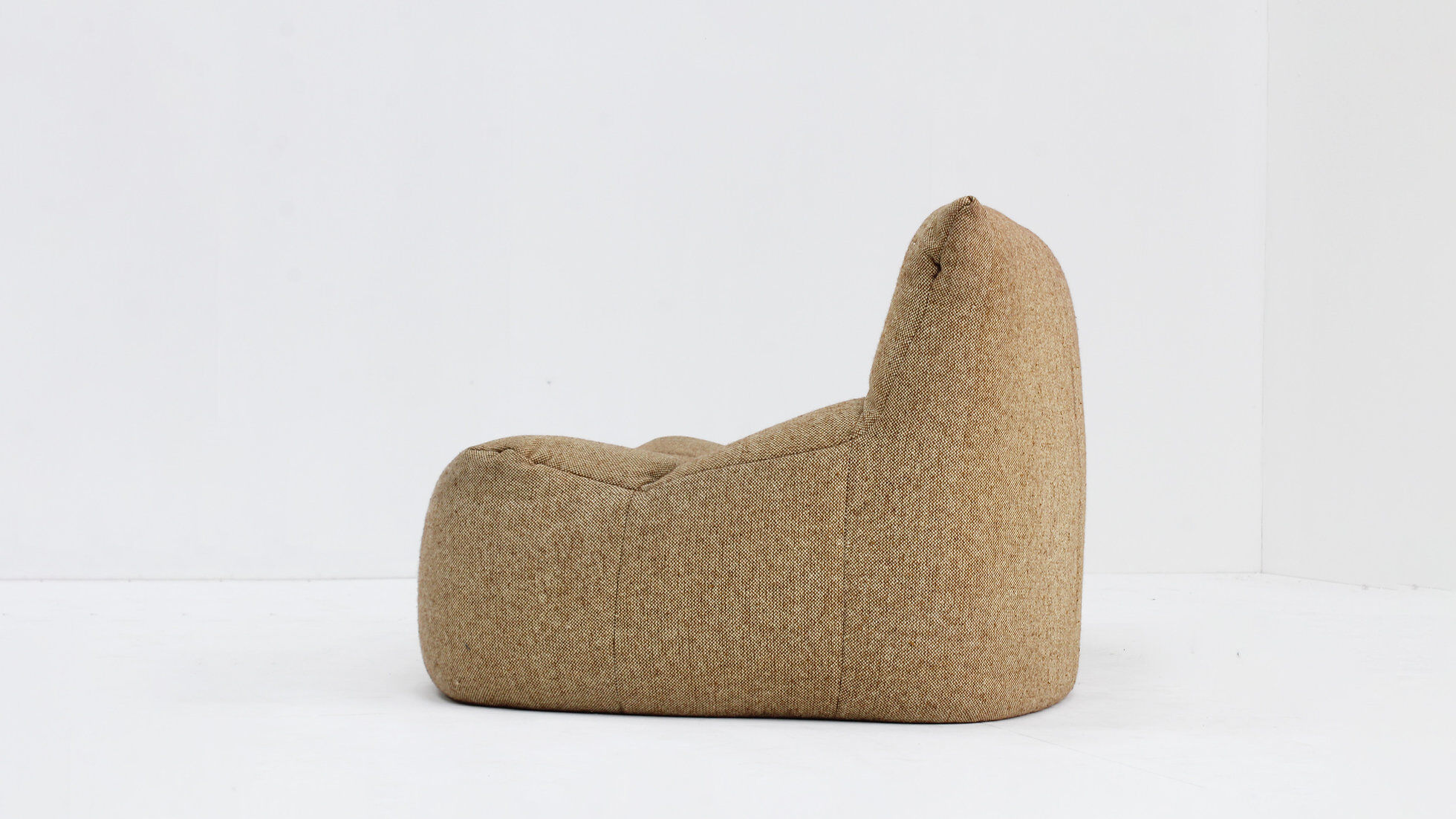 Sofa vintage Aralia Ligne Roset Michel Ducaroy