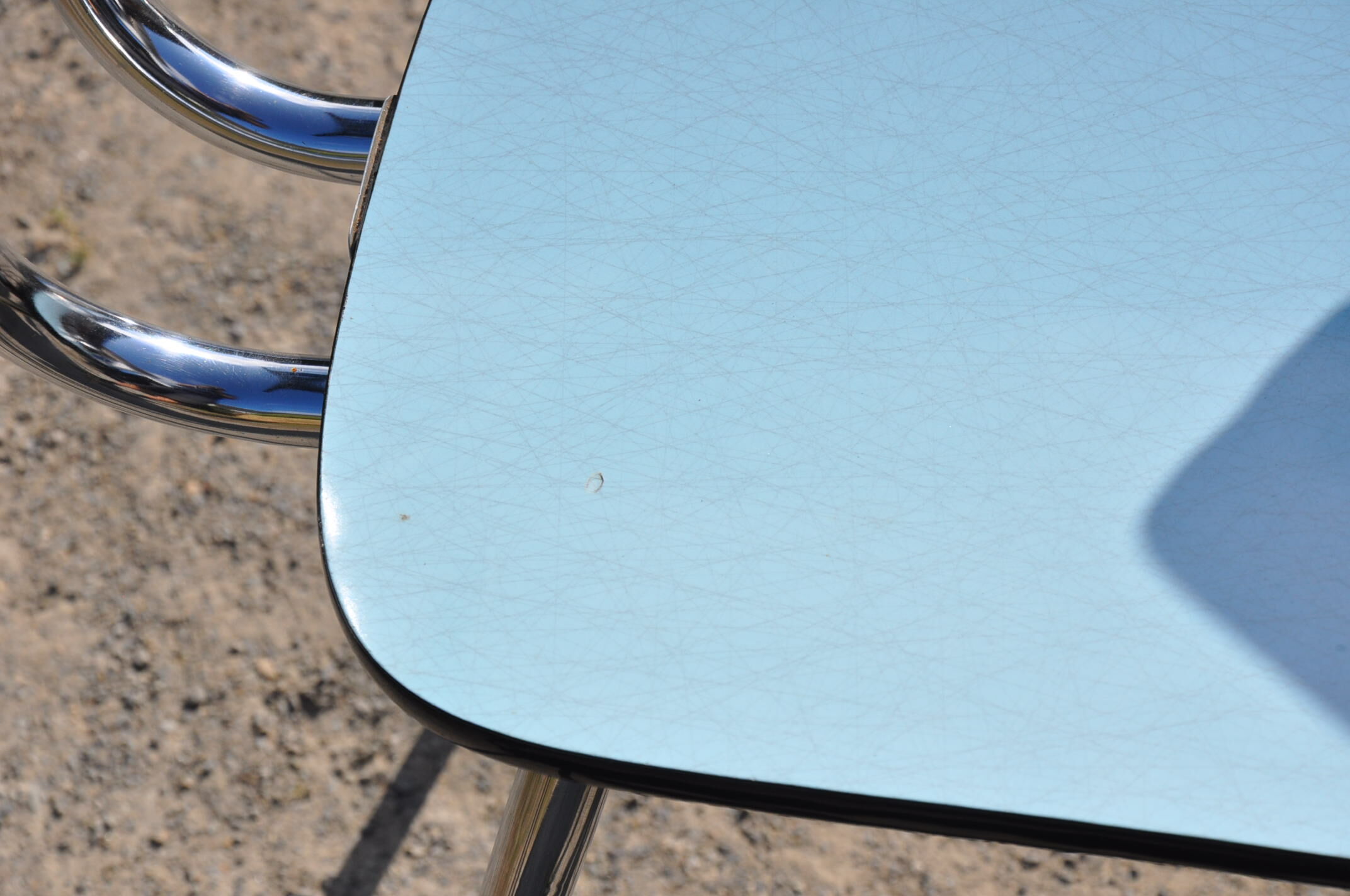 Tables et chaises en formica Tublac