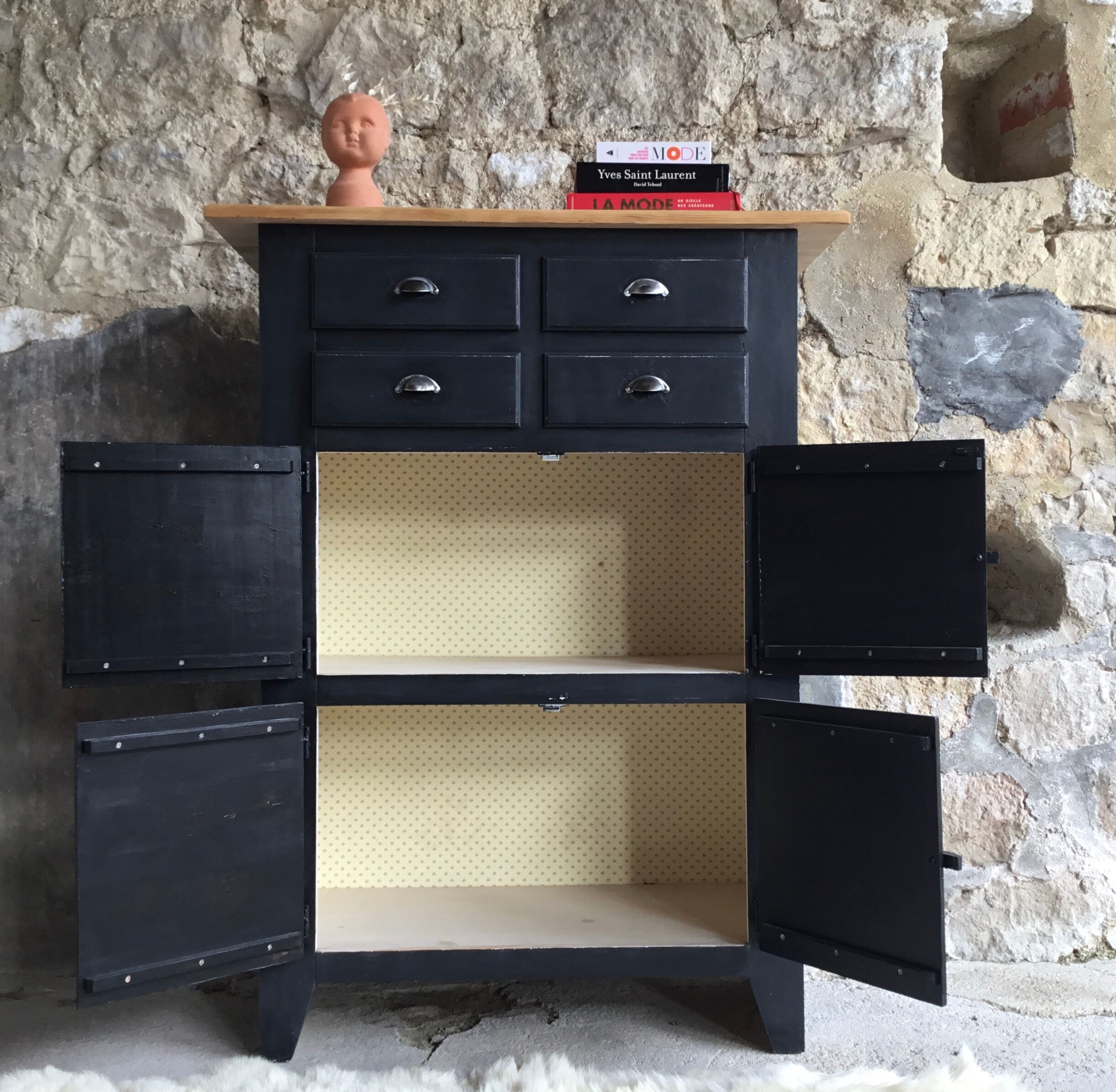 Craft furniture or top black and wood sideboard