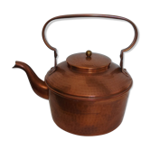 Théière en cuivre martelé