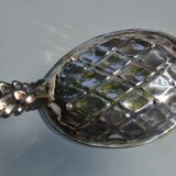 Silver-plated pineapple pocket emptier