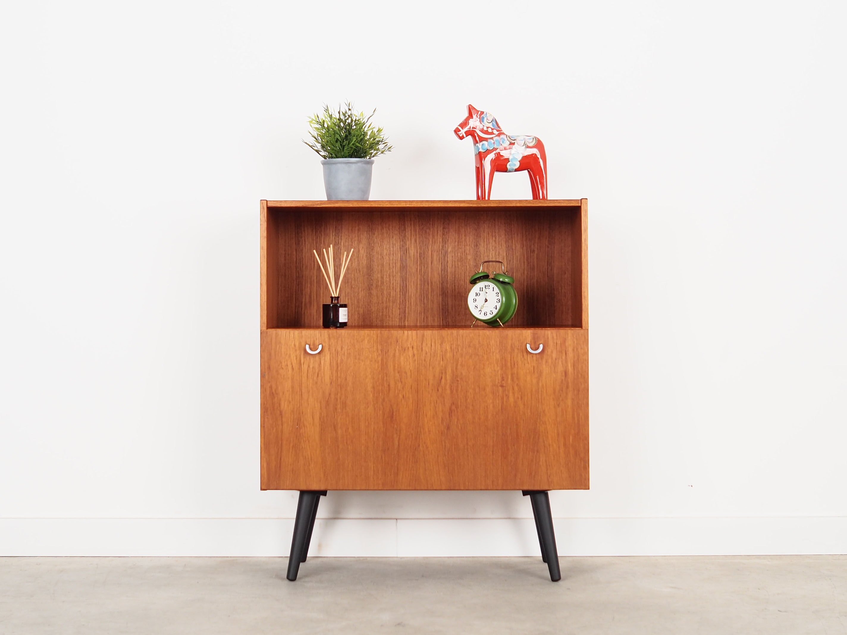 Teak bookcase, Danish design, 1970s, production: Denka