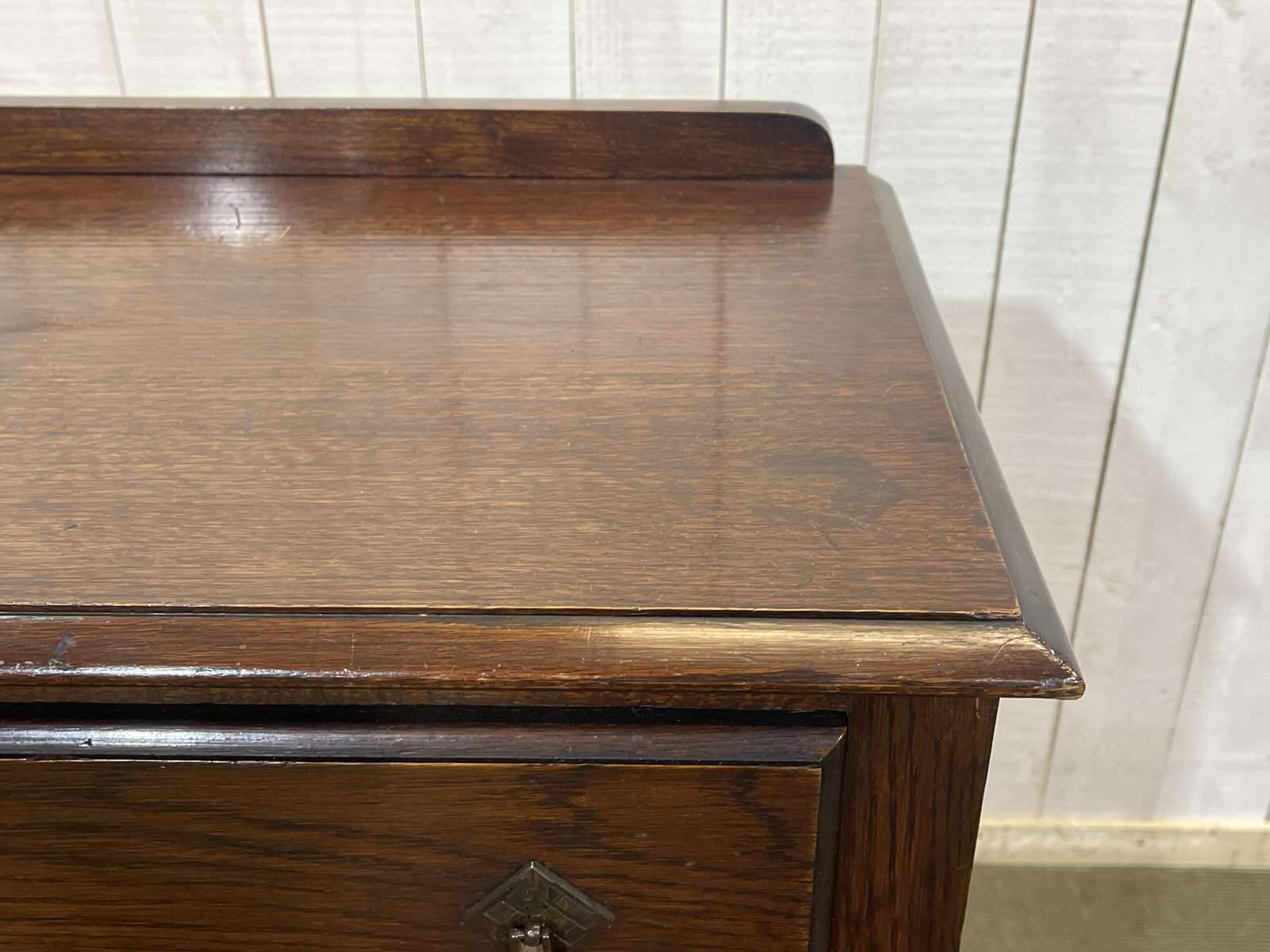 1930s English oak chest of drawers