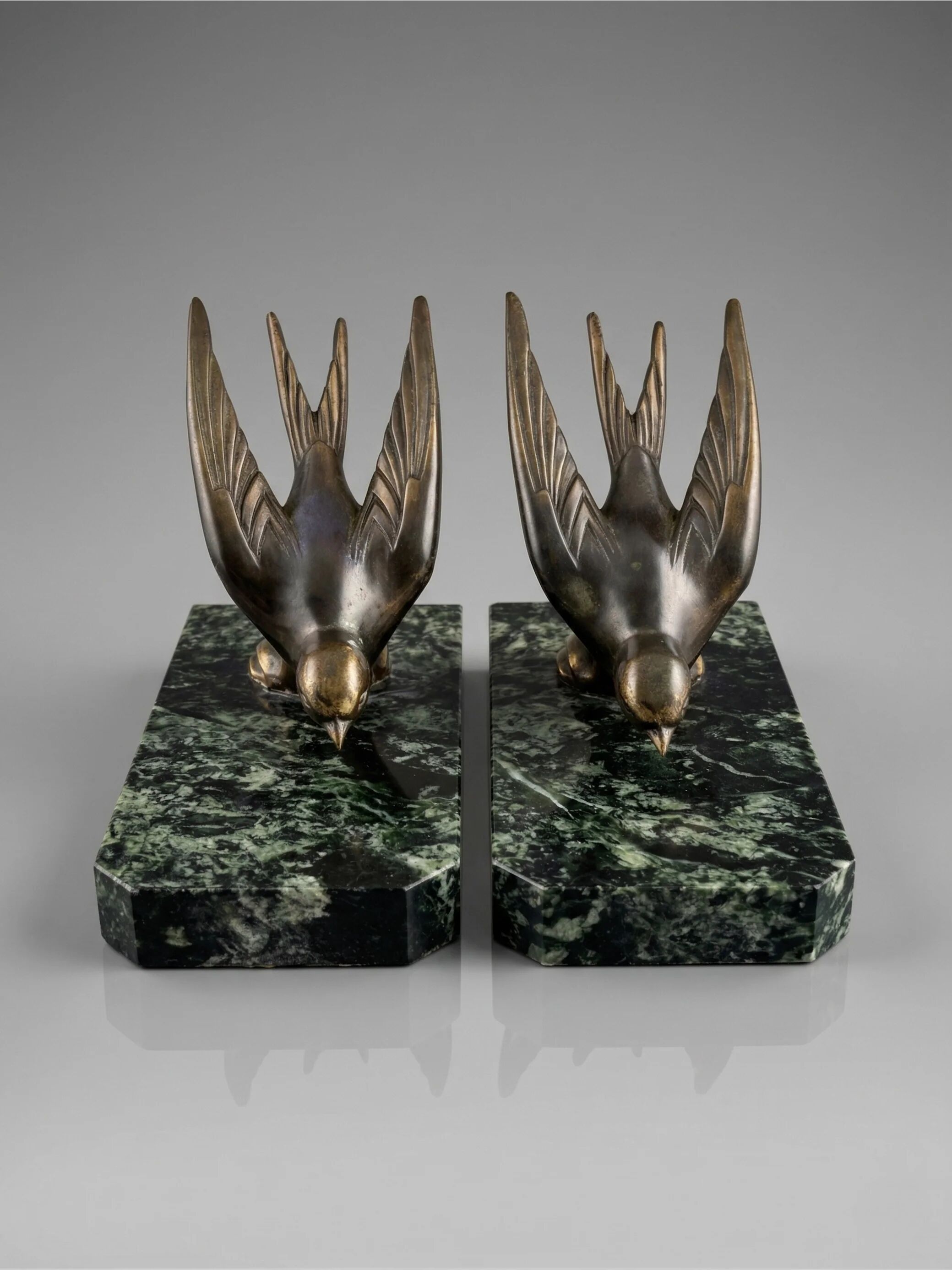 Art Deco bookends – Swallows in spelter on marble bases