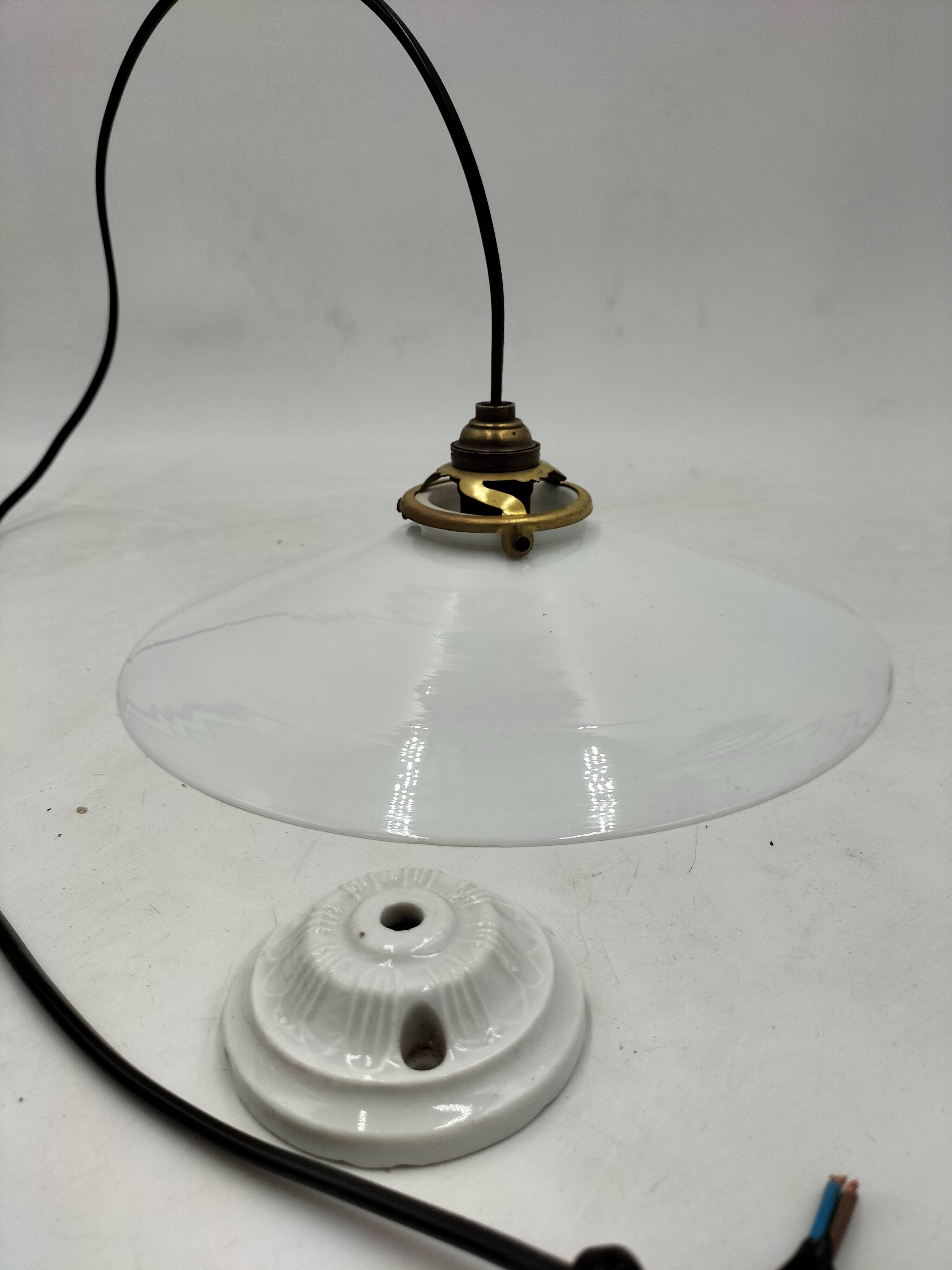 Opaline pendant light