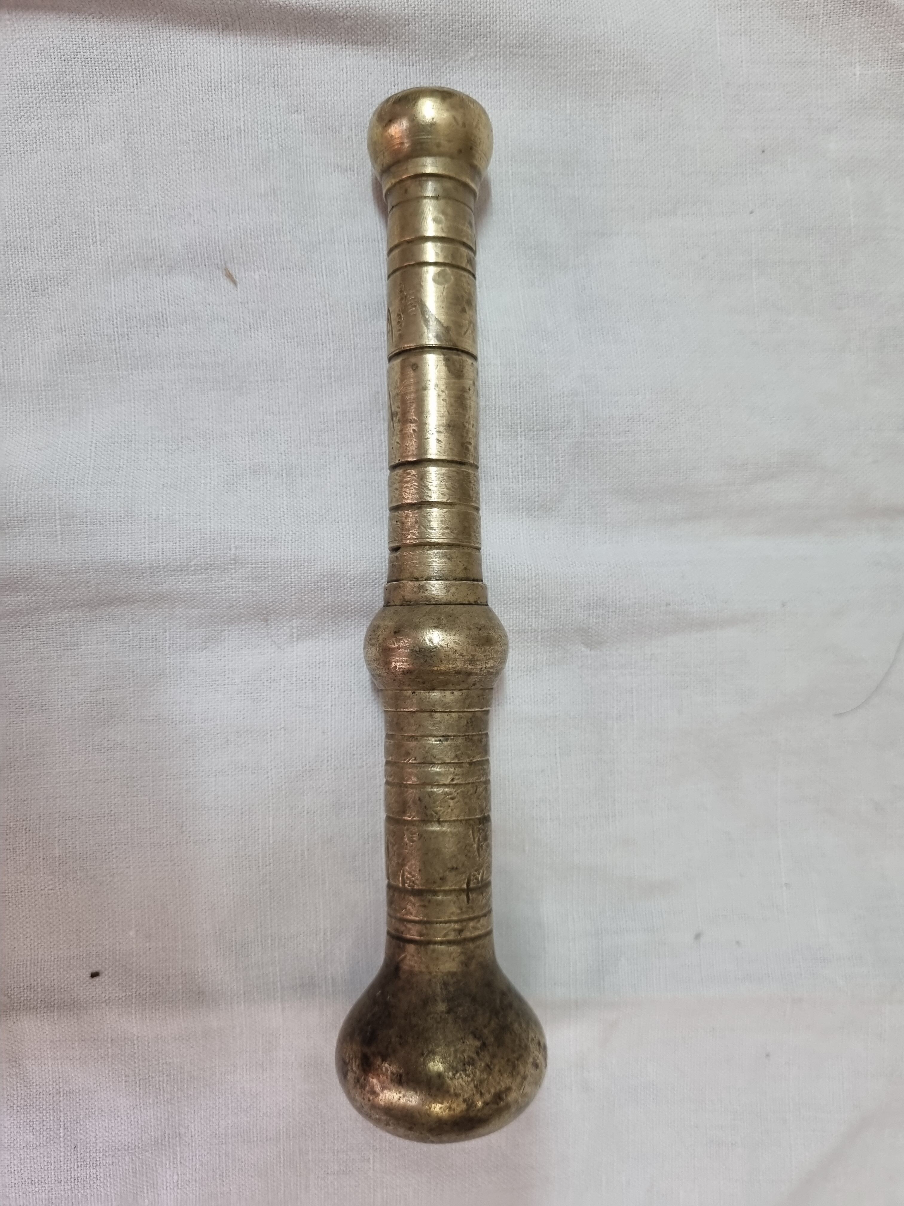 Pilon en bronze, mortier d'apothicaire